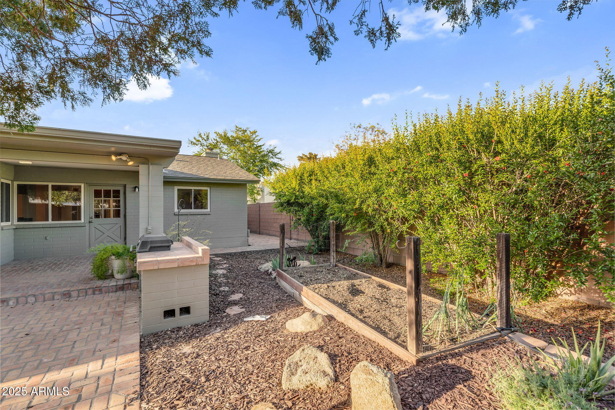 315 E MARLETTE Avenue