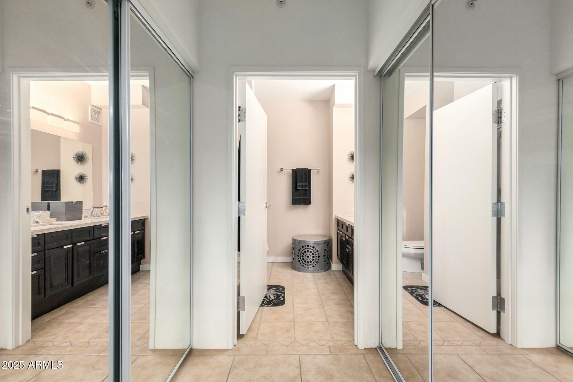 4808 N 24th Street, 527