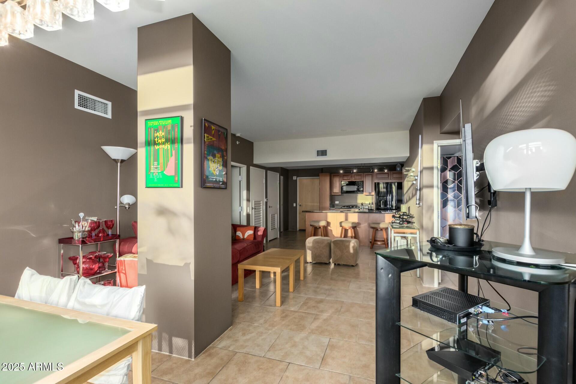 4808 N 24th Street, 527