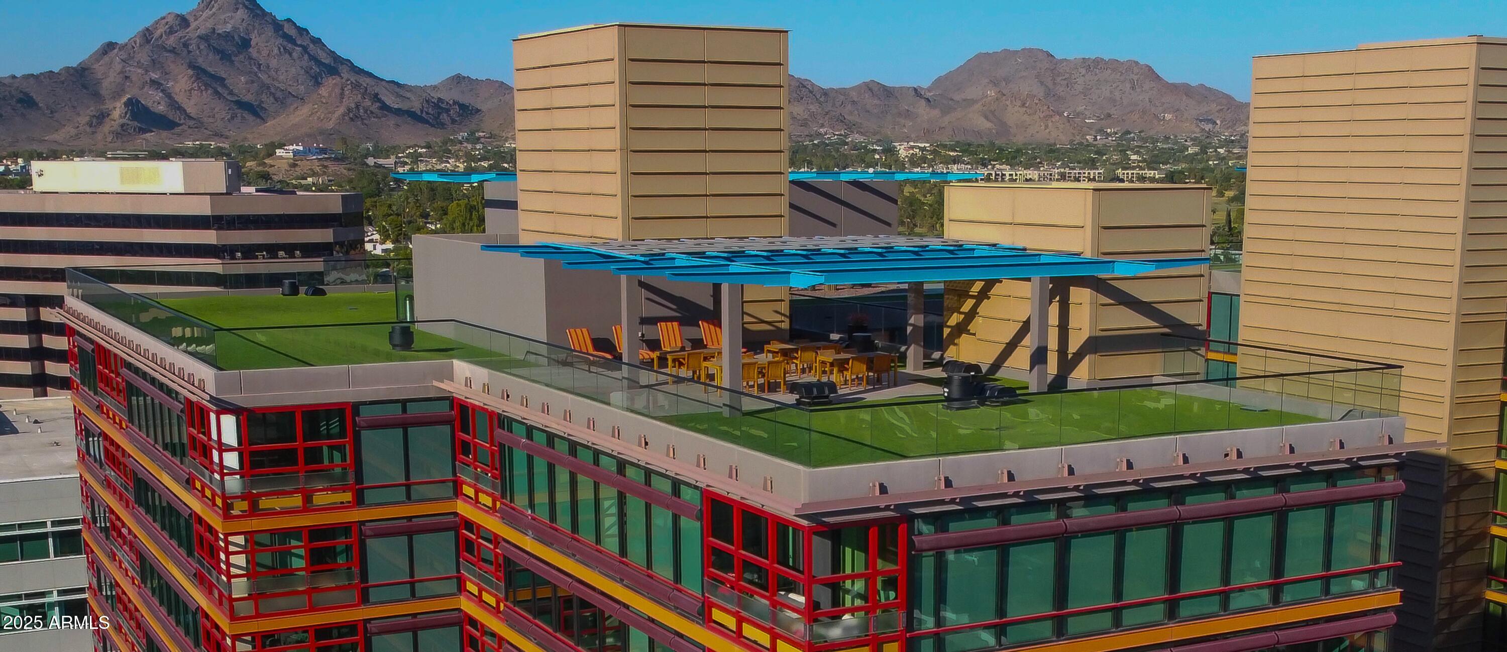 4808 N 24th Street, 527