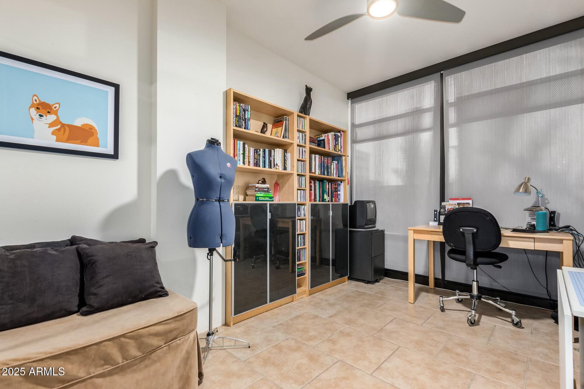 4808 N 24th Street, 527