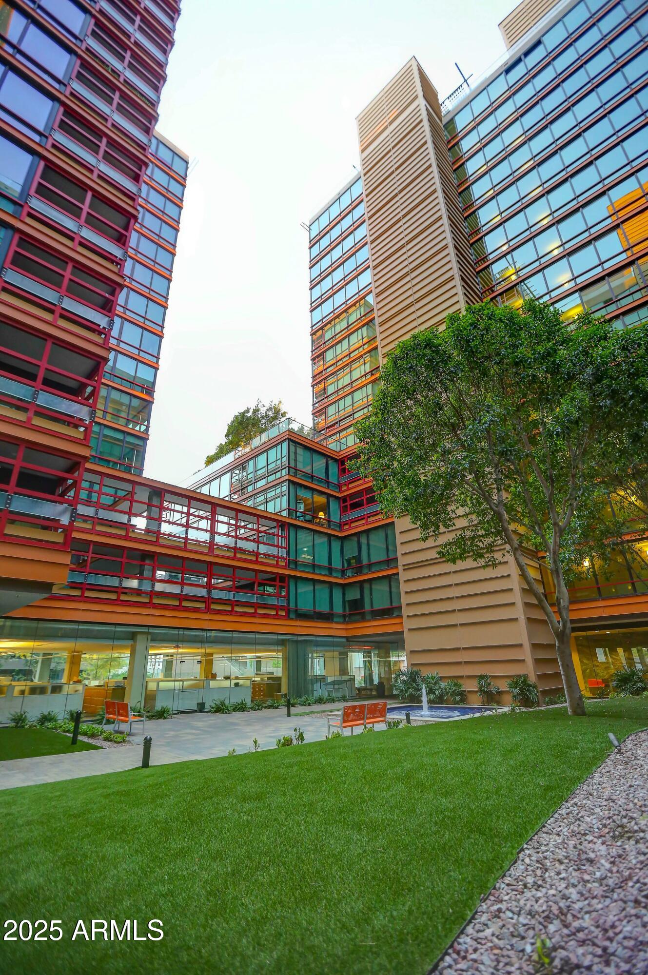 4808 N 24th Street, 527