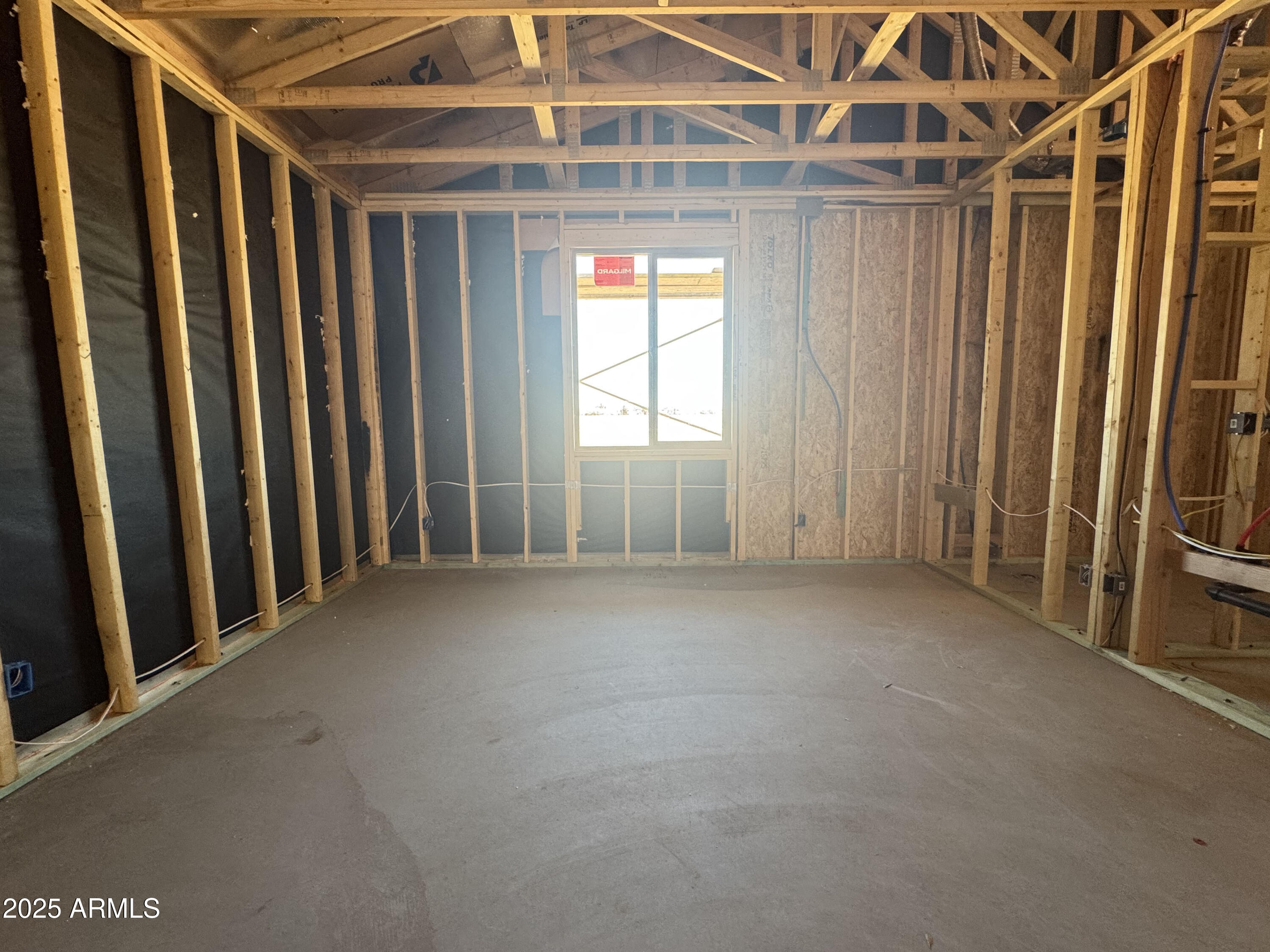 15780 W BERYL Avenue