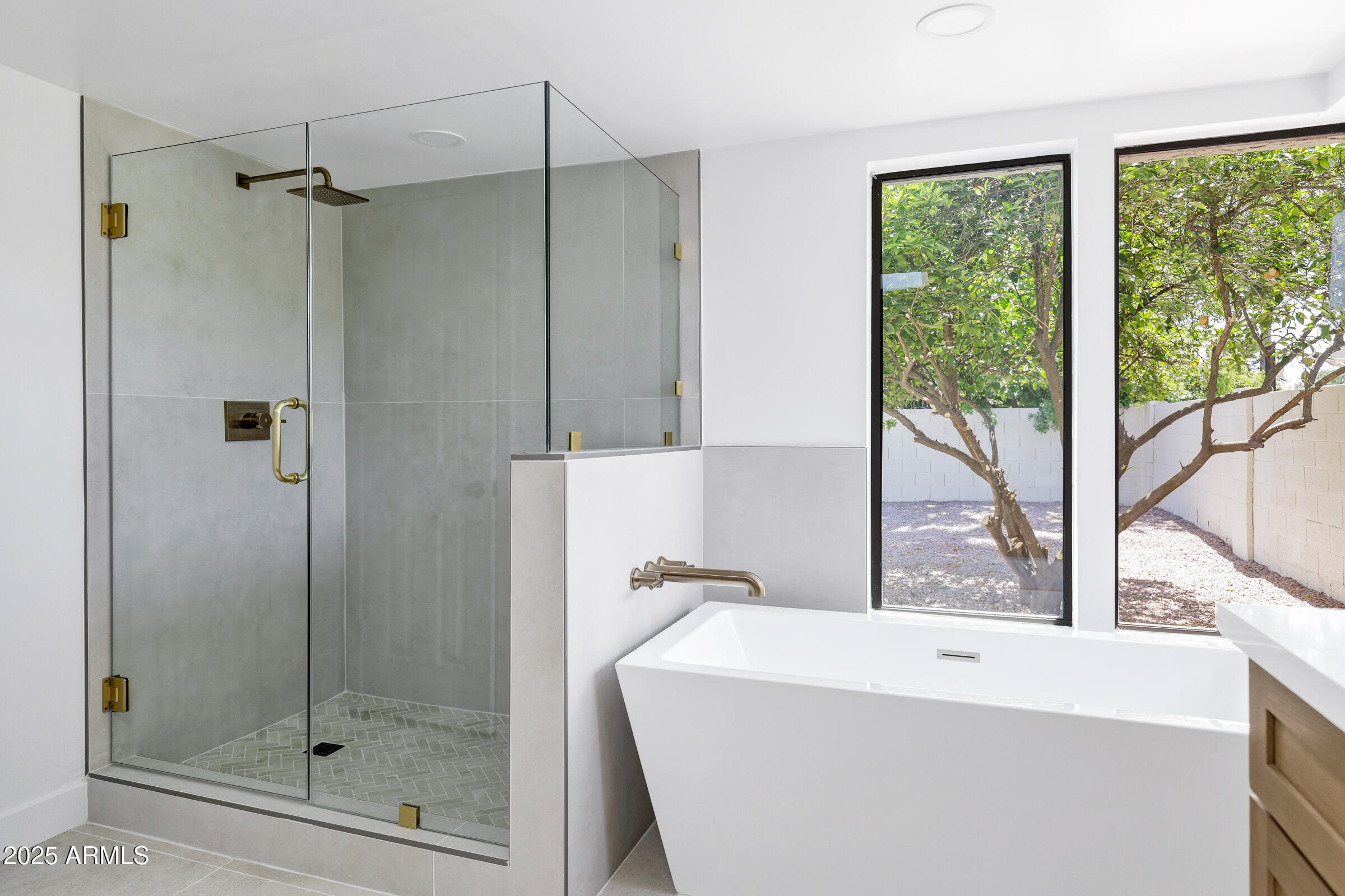 8019 E DEL TIMBRE Drive