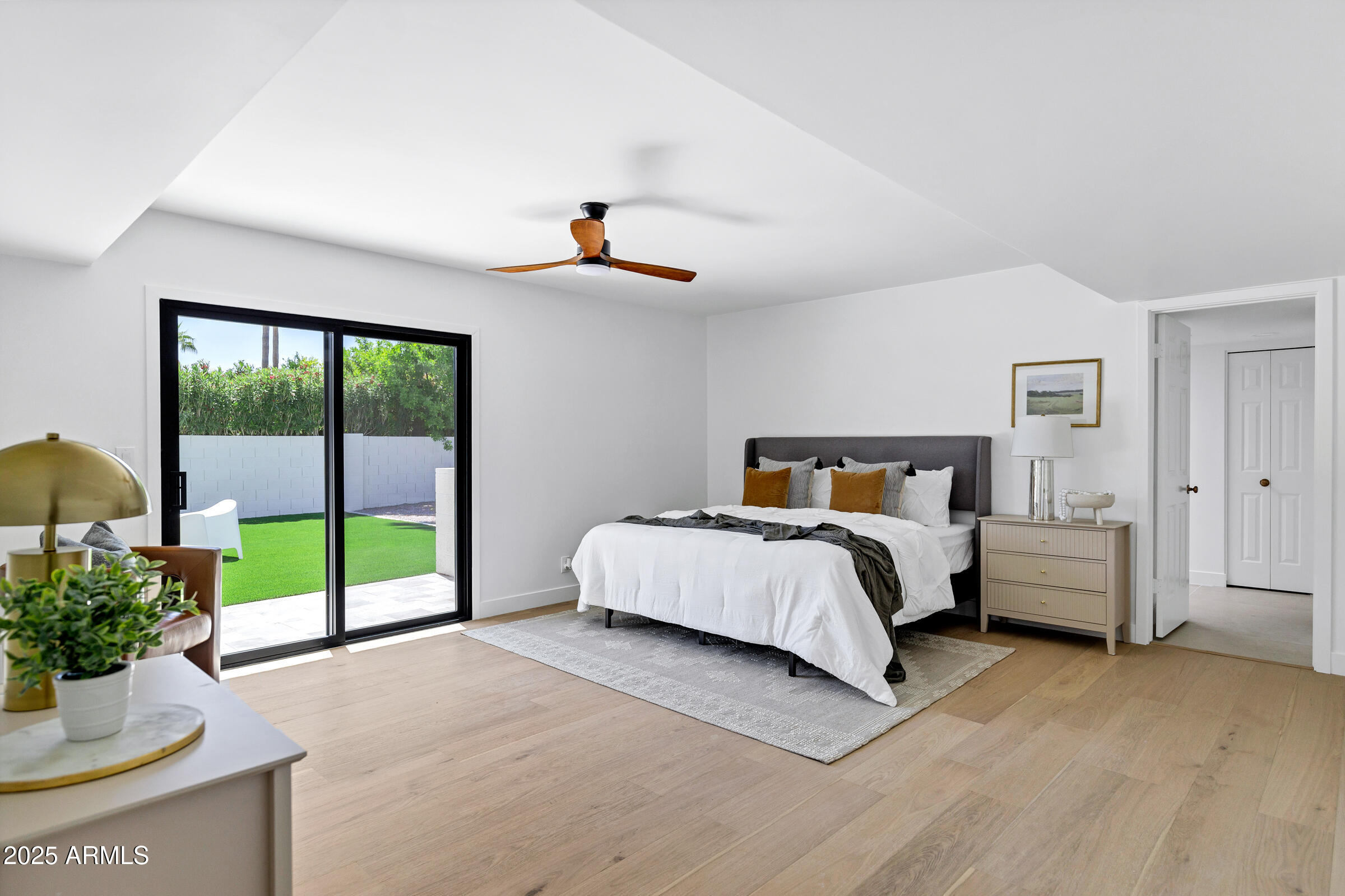 8019 E DEL TIMBRE Drive