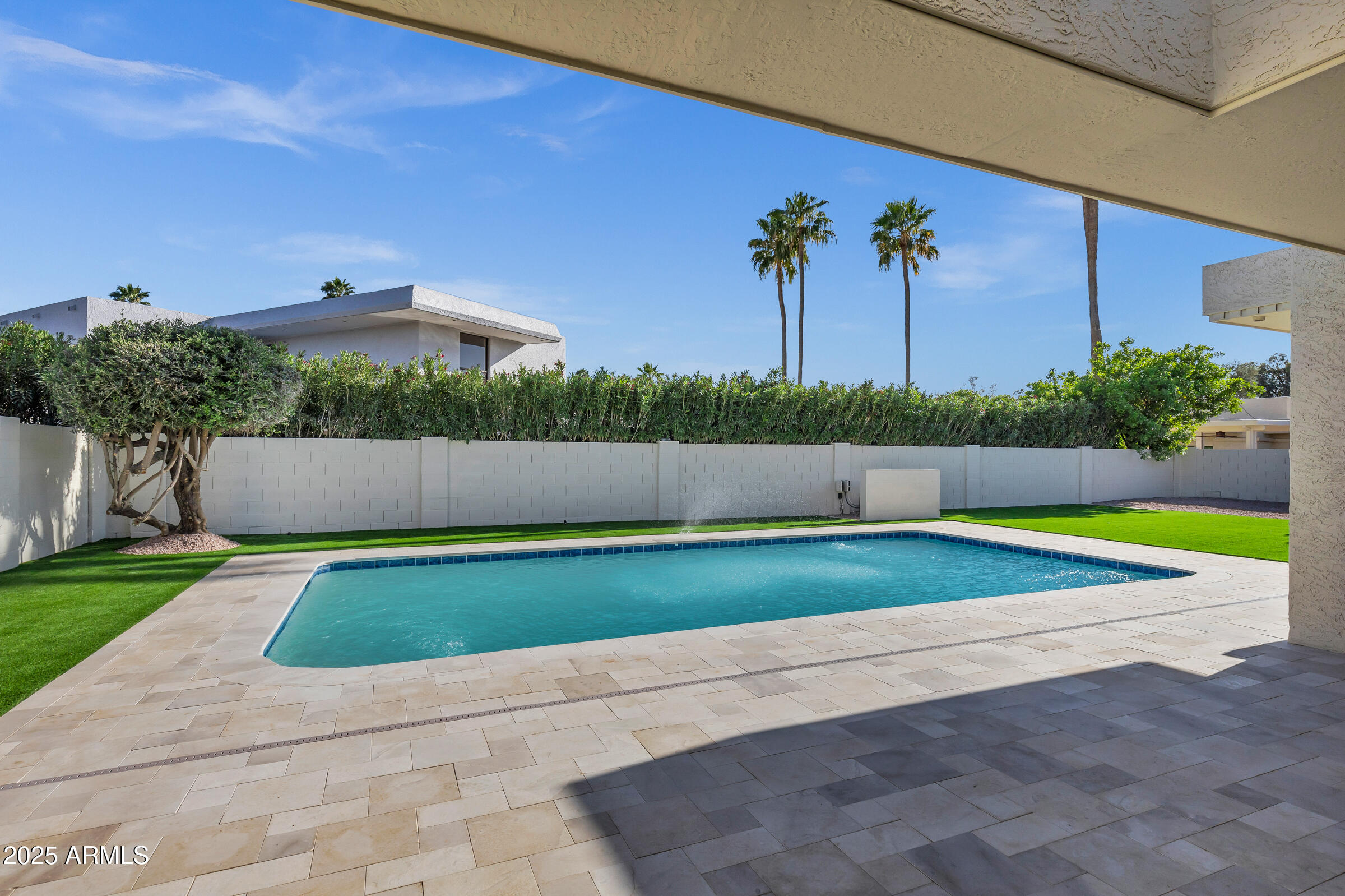 8019 E DEL TIMBRE Drive