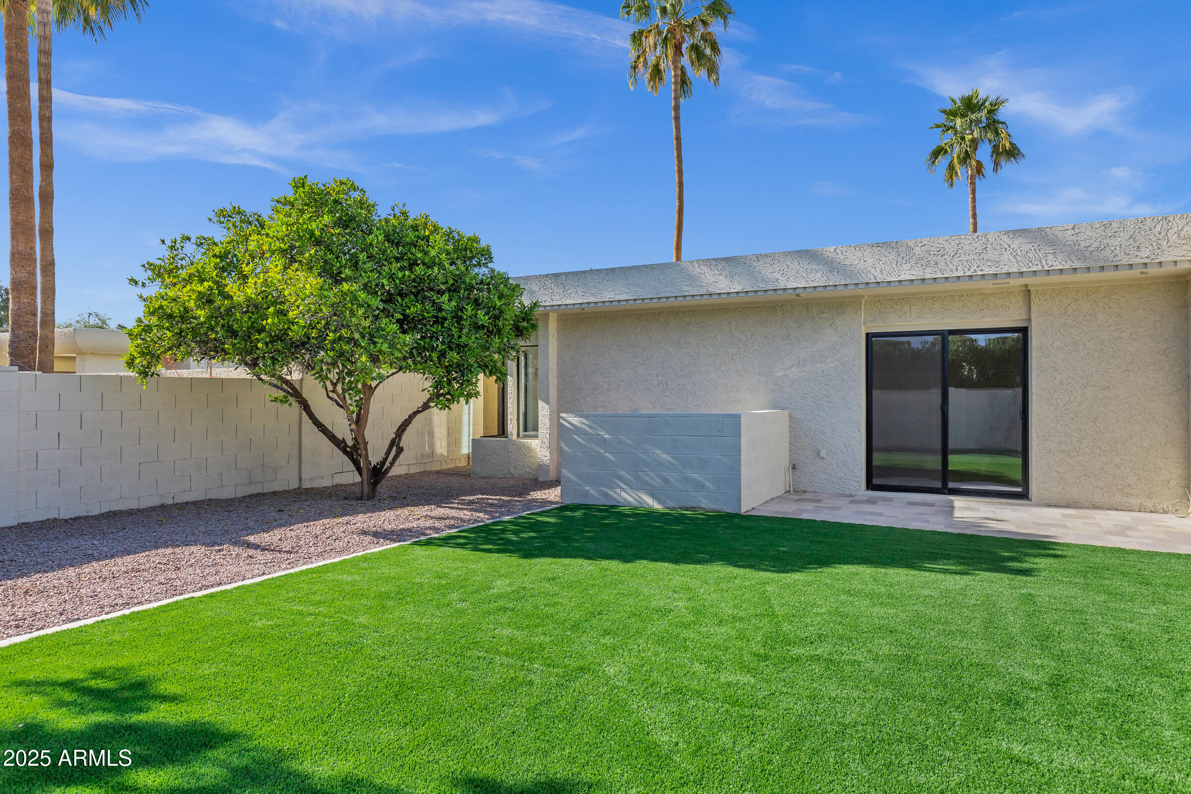 8019 E DEL TIMBRE Drive