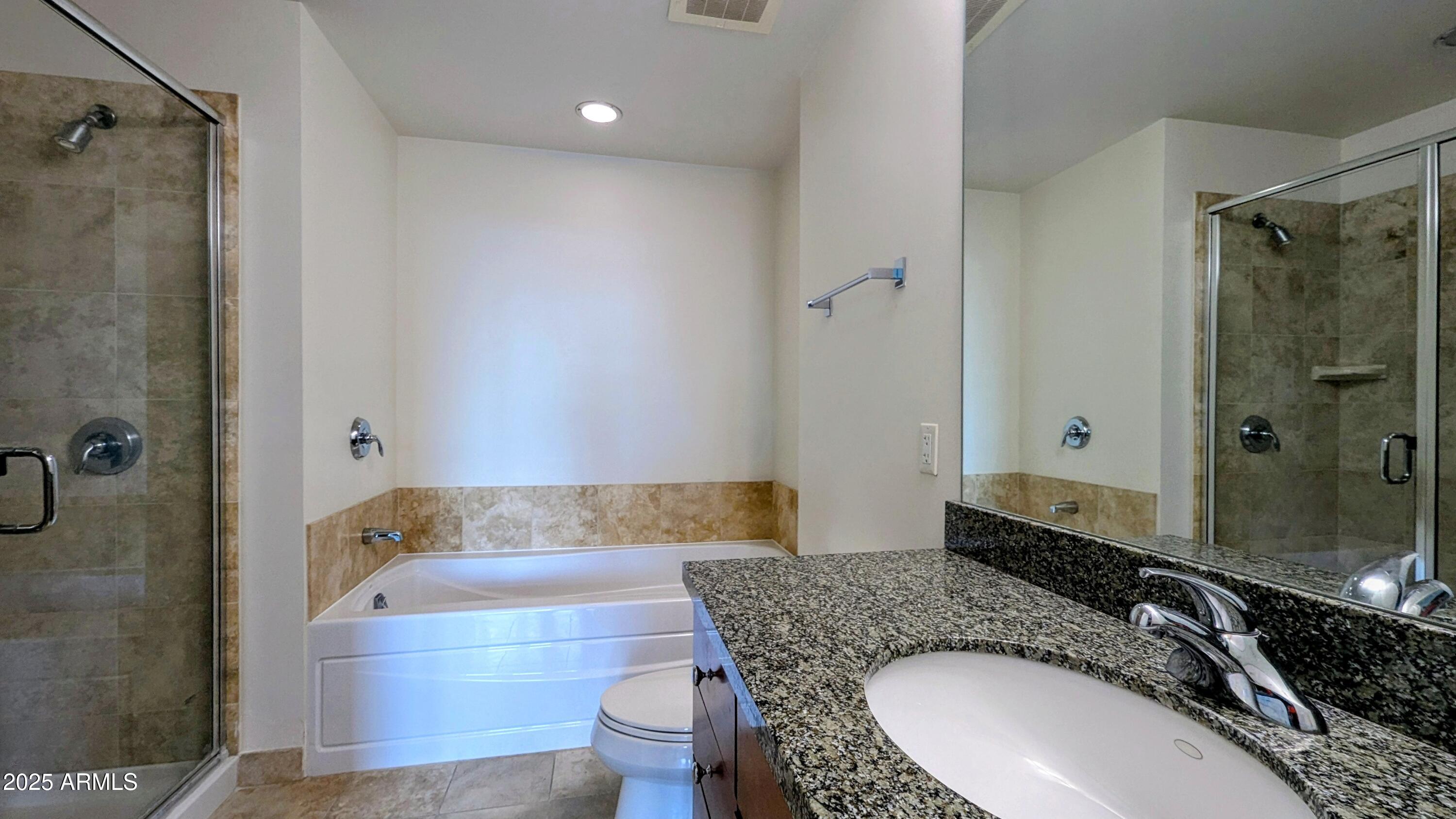 310 S 4TH Street, 802