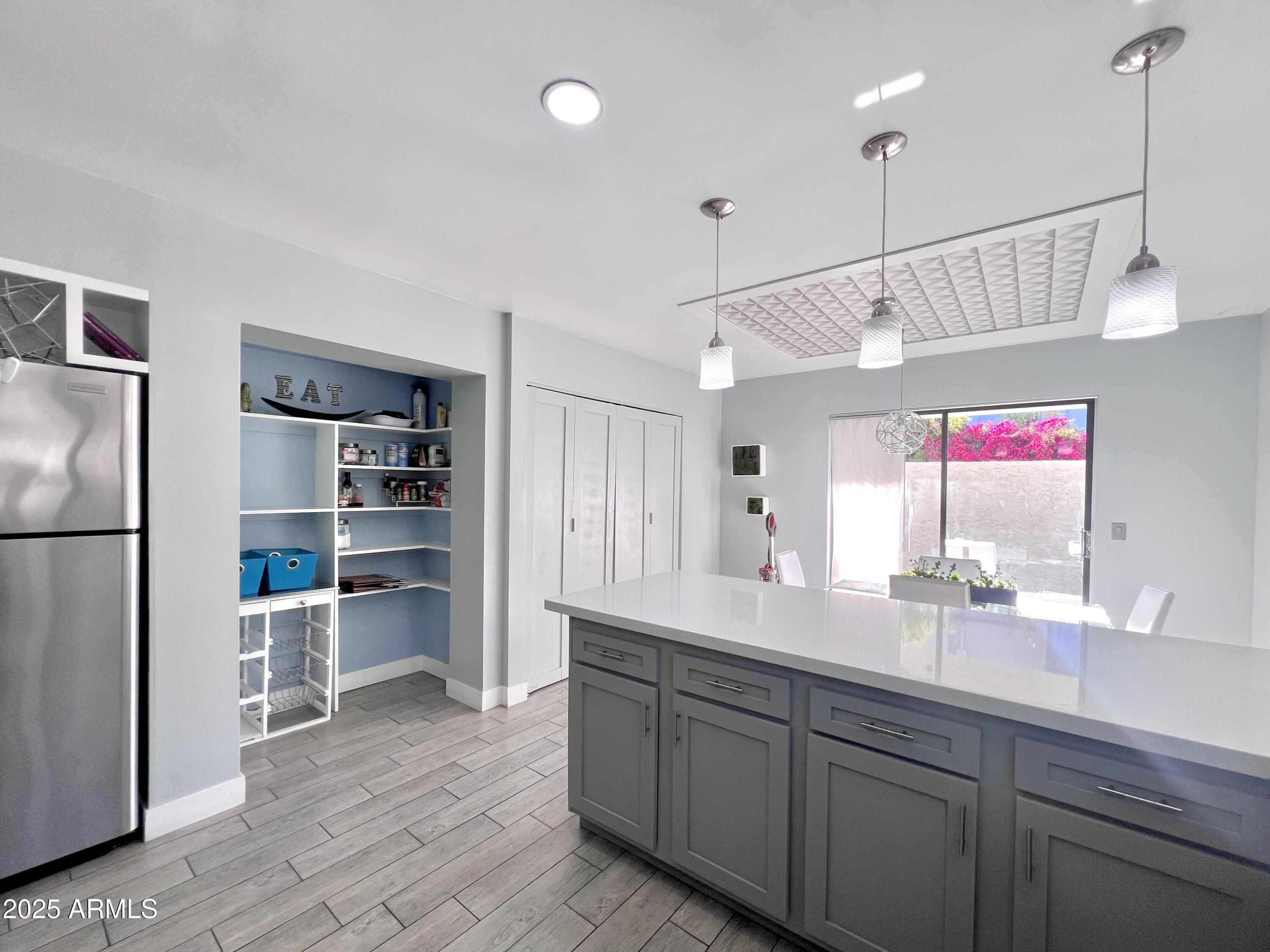 850 S RIVER Drive, 1085