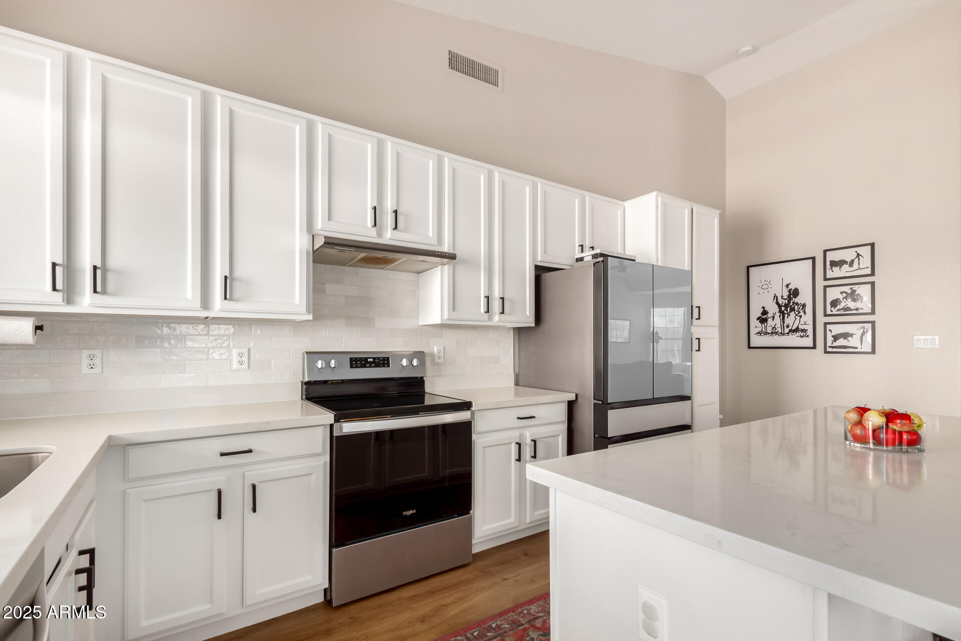 16032 E GLENVIEW Drive