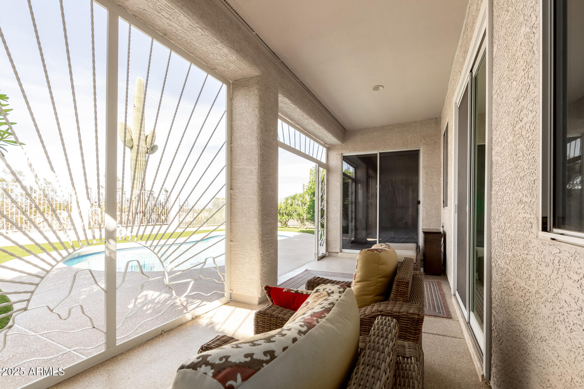 16032 E GLENVIEW Drive