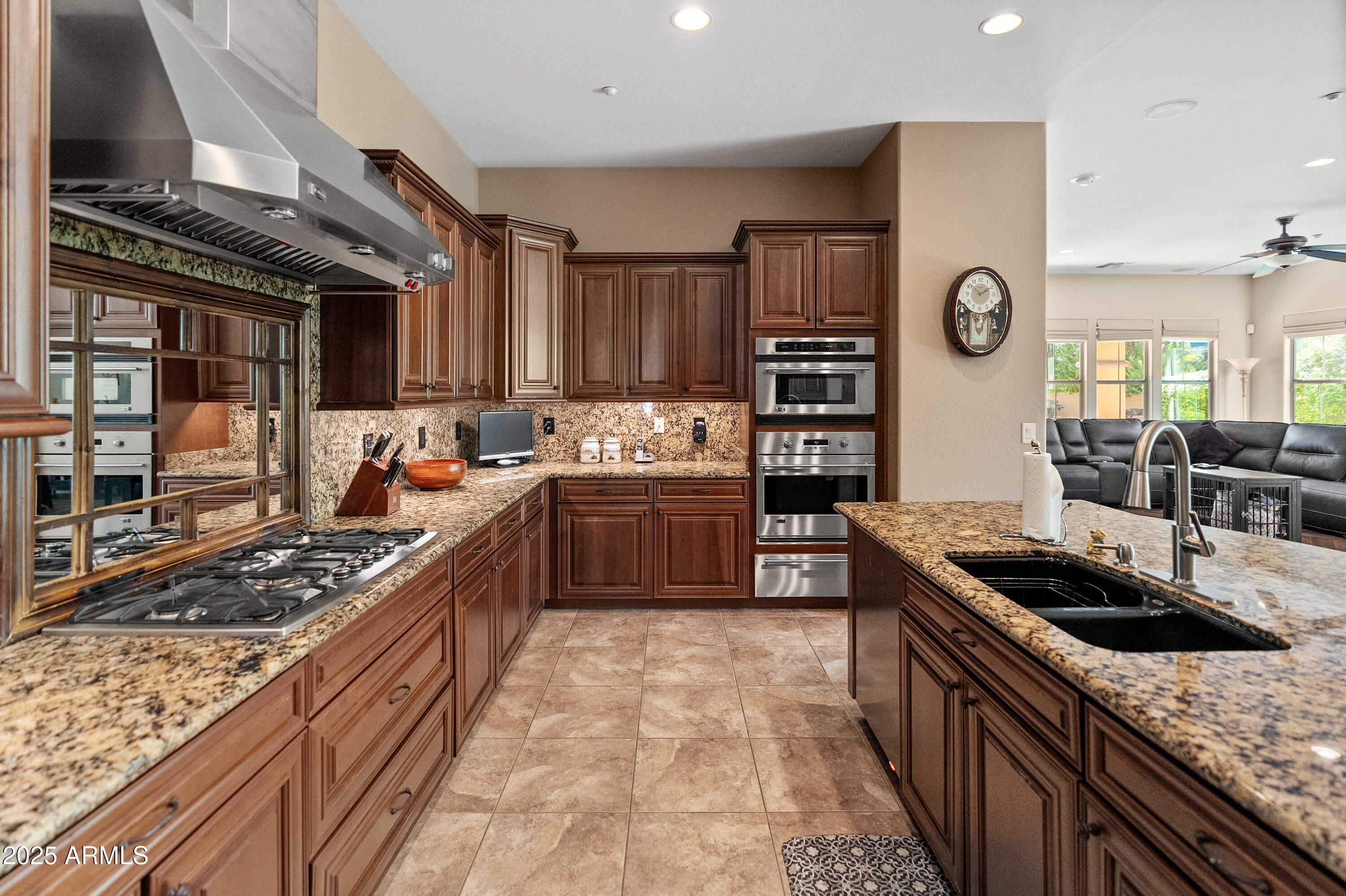 9249 E Desert Arroyos Street