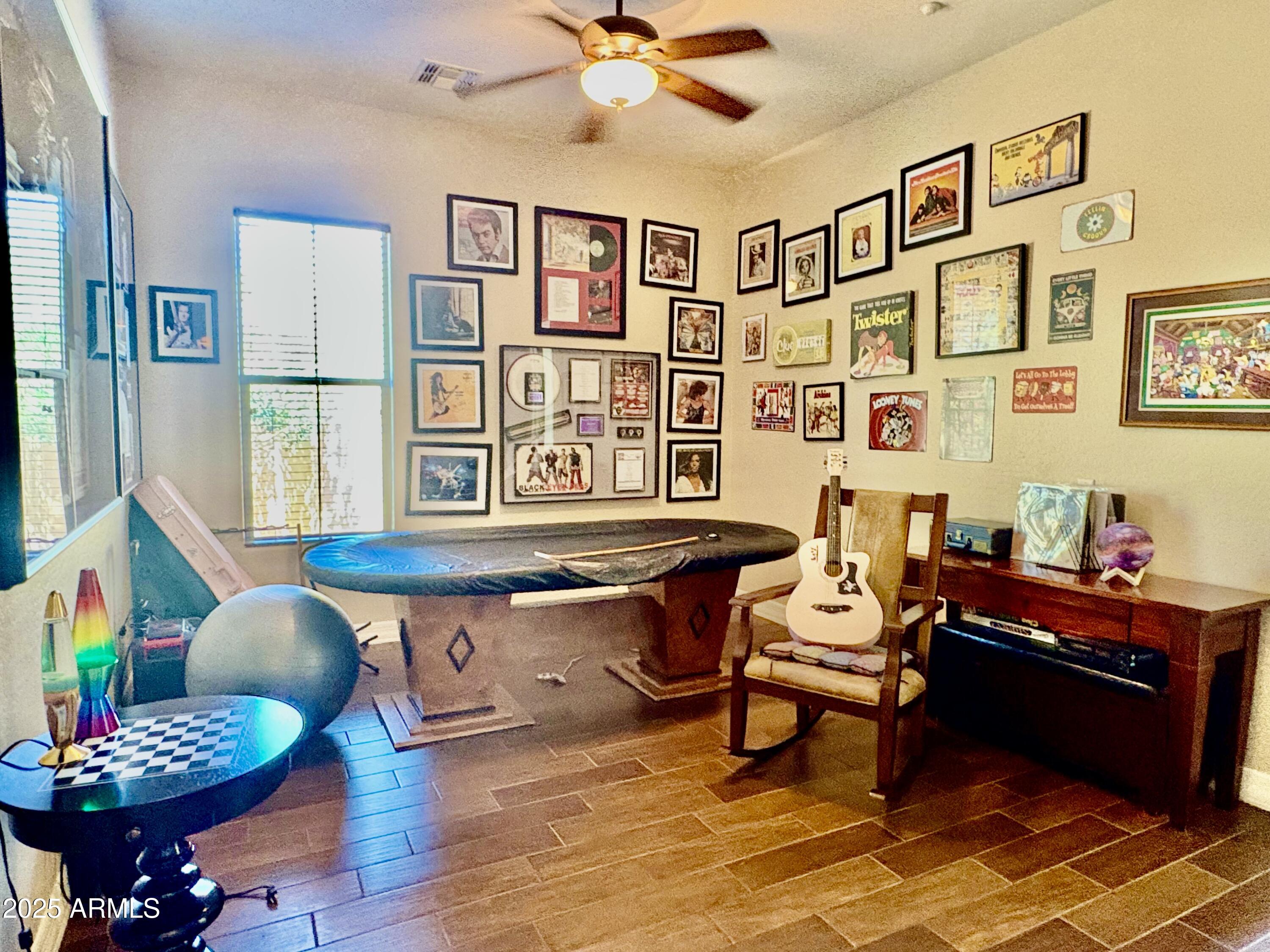 9249 E Desert Arroyos Street