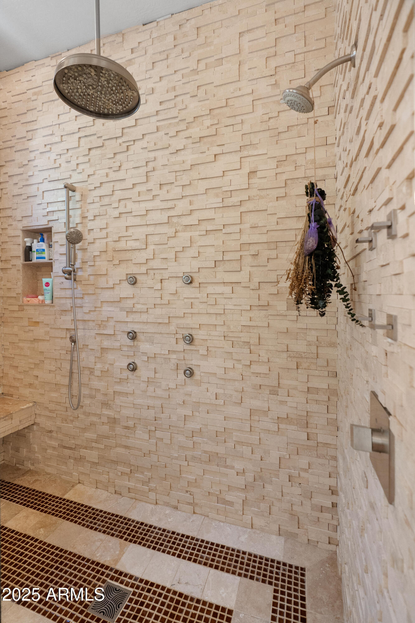 9249 E Desert Arroyos Street