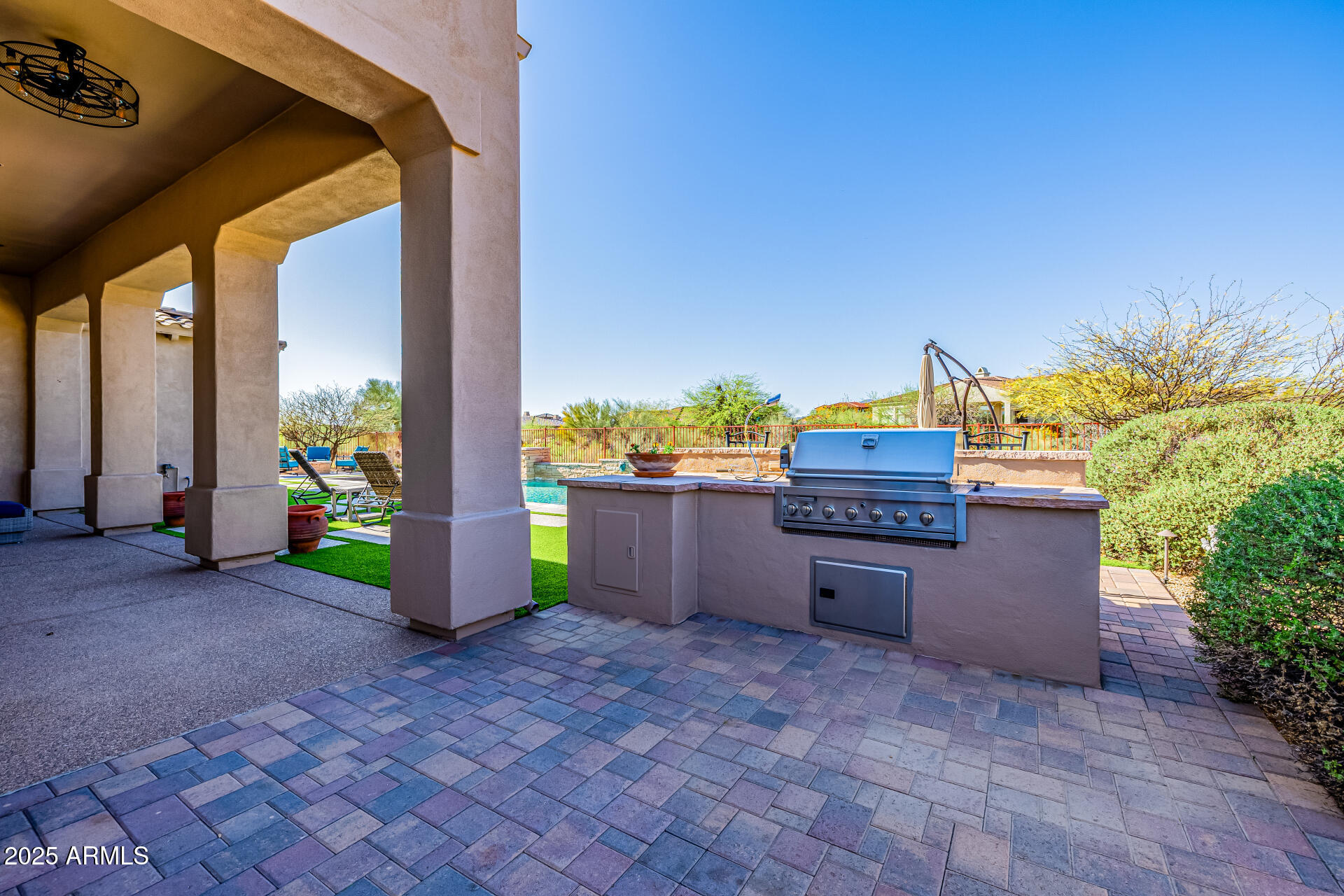 10934 E LA VERNA Way