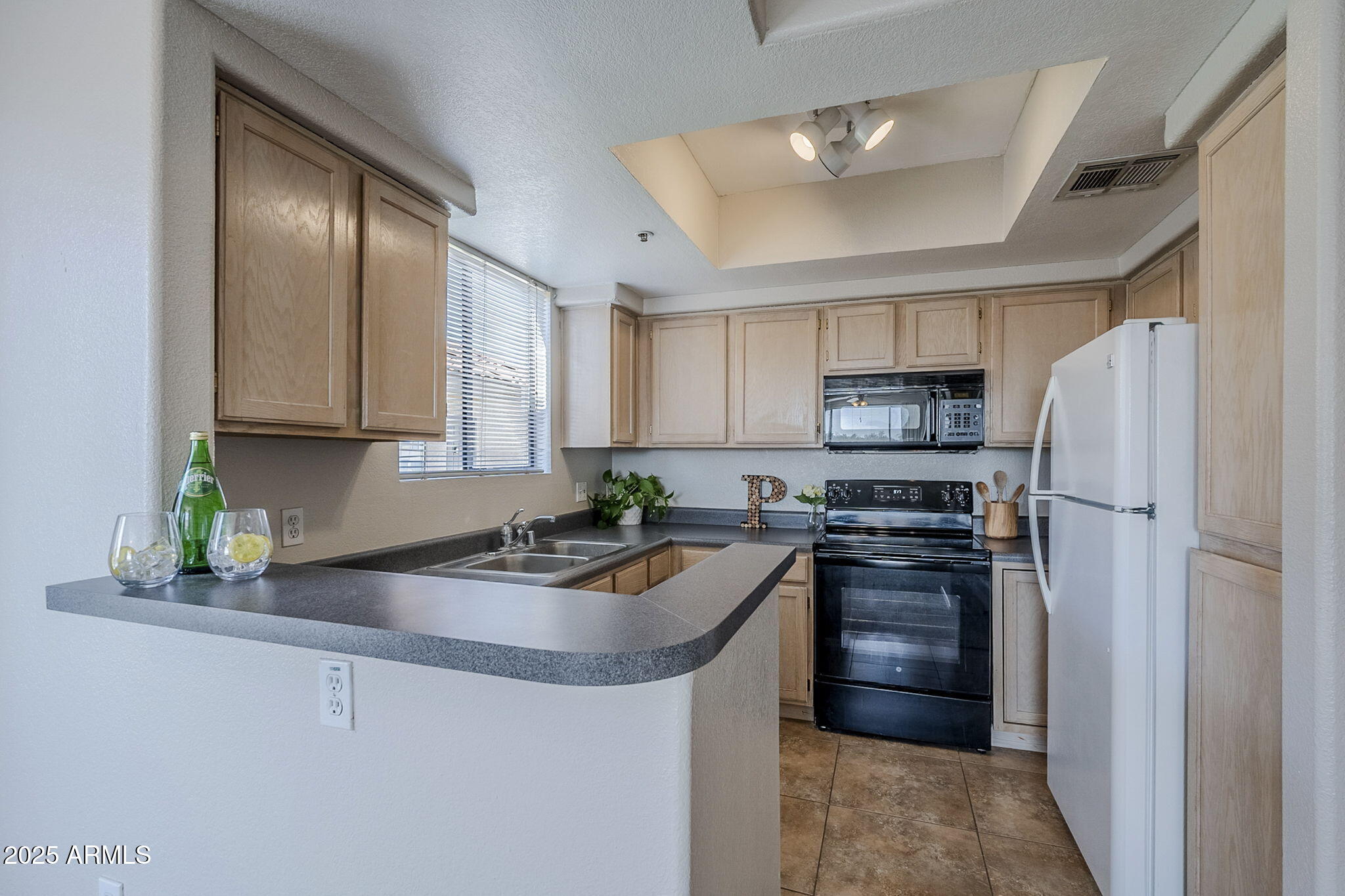 4925 E DESERT COVE Avenue, 326