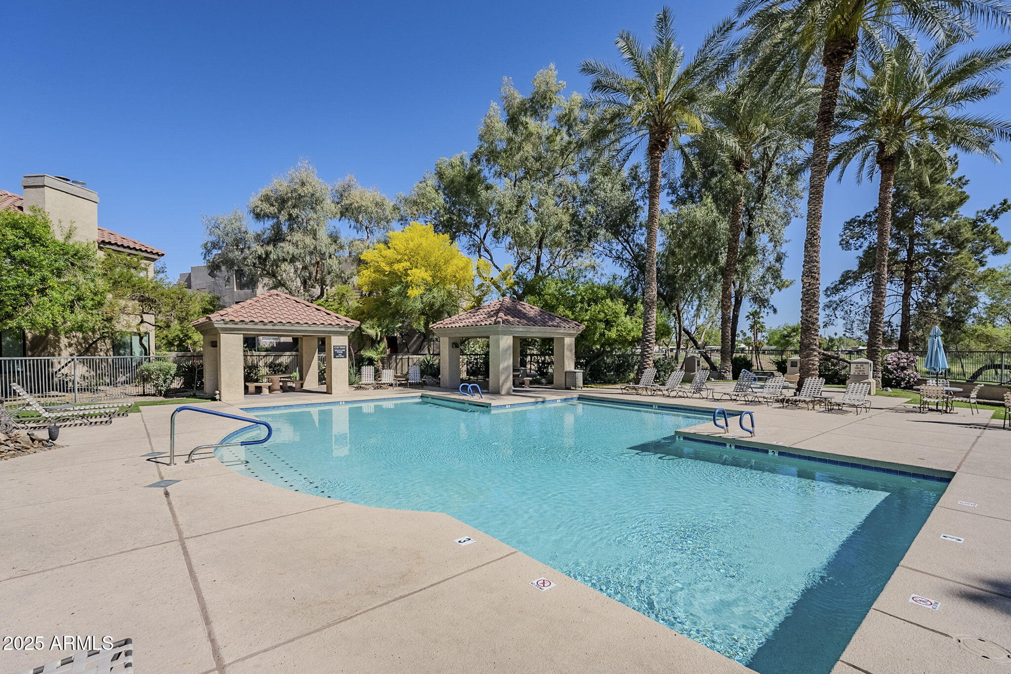 4925 E DESERT COVE Avenue, 326