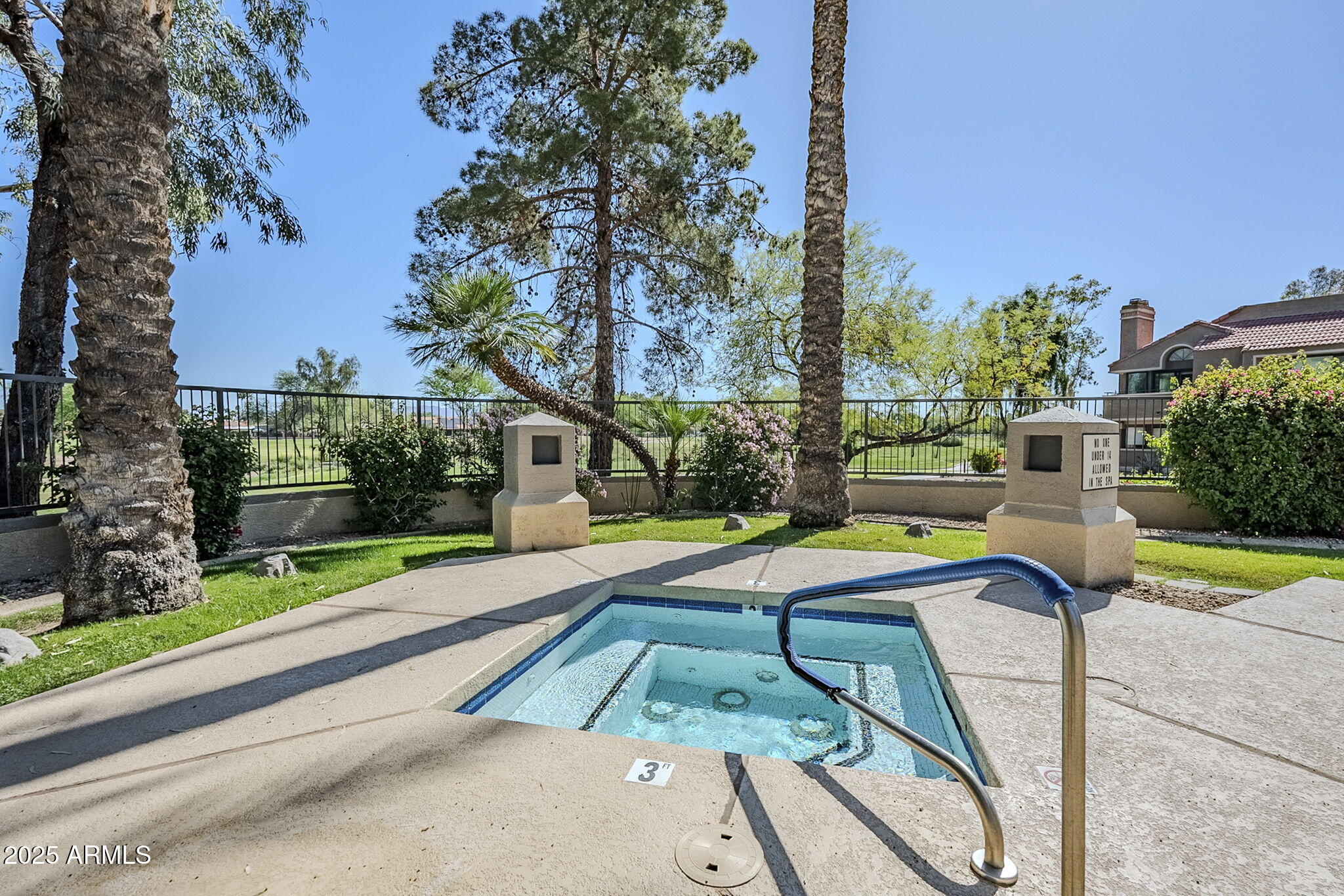 4925 E DESERT COVE Avenue, 326