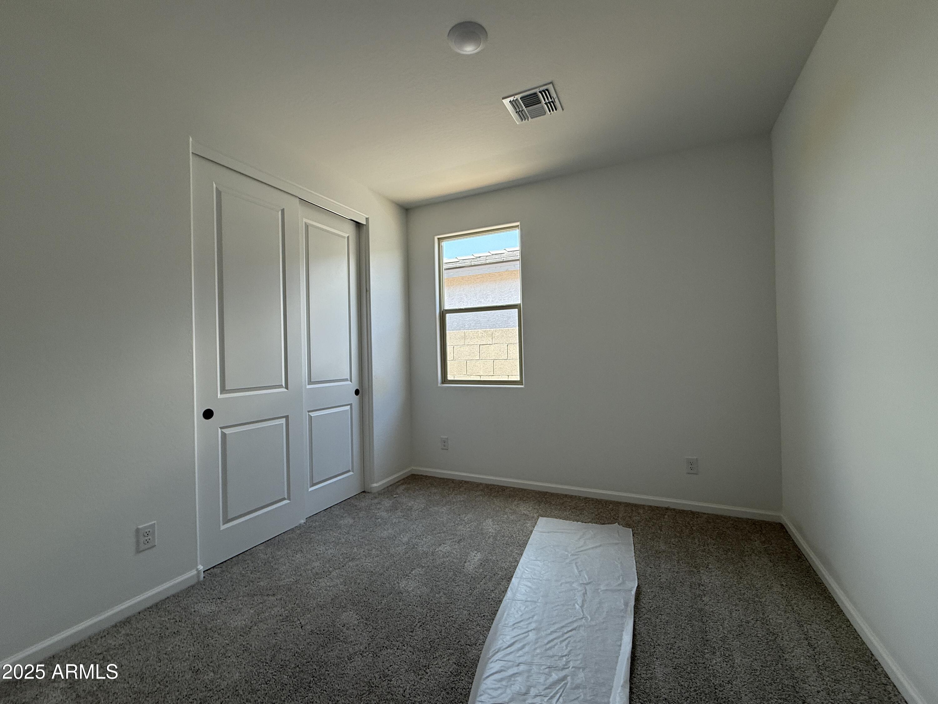 9539 W PARKWAY Drive