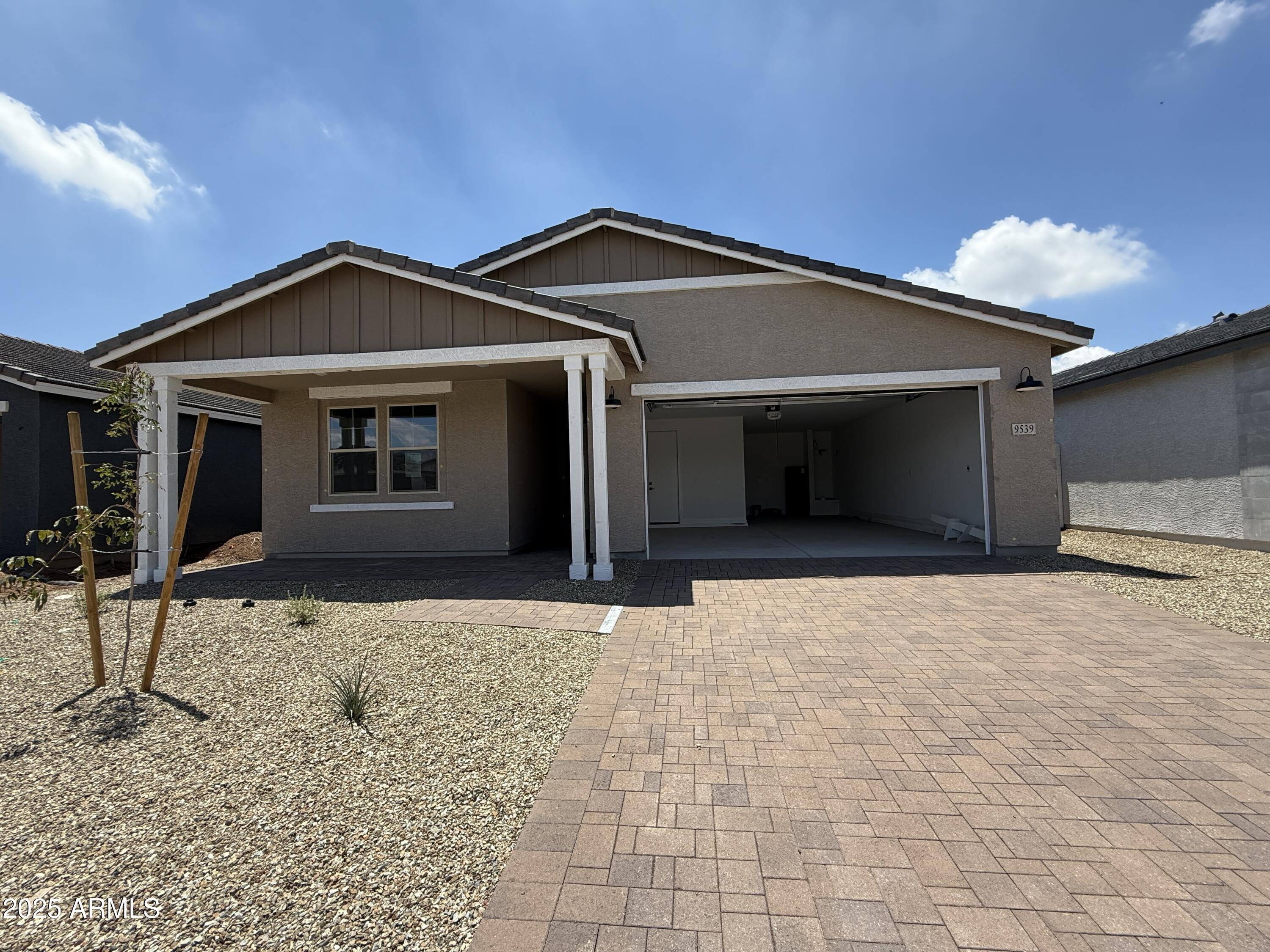 9539 W PARKWAY Drive