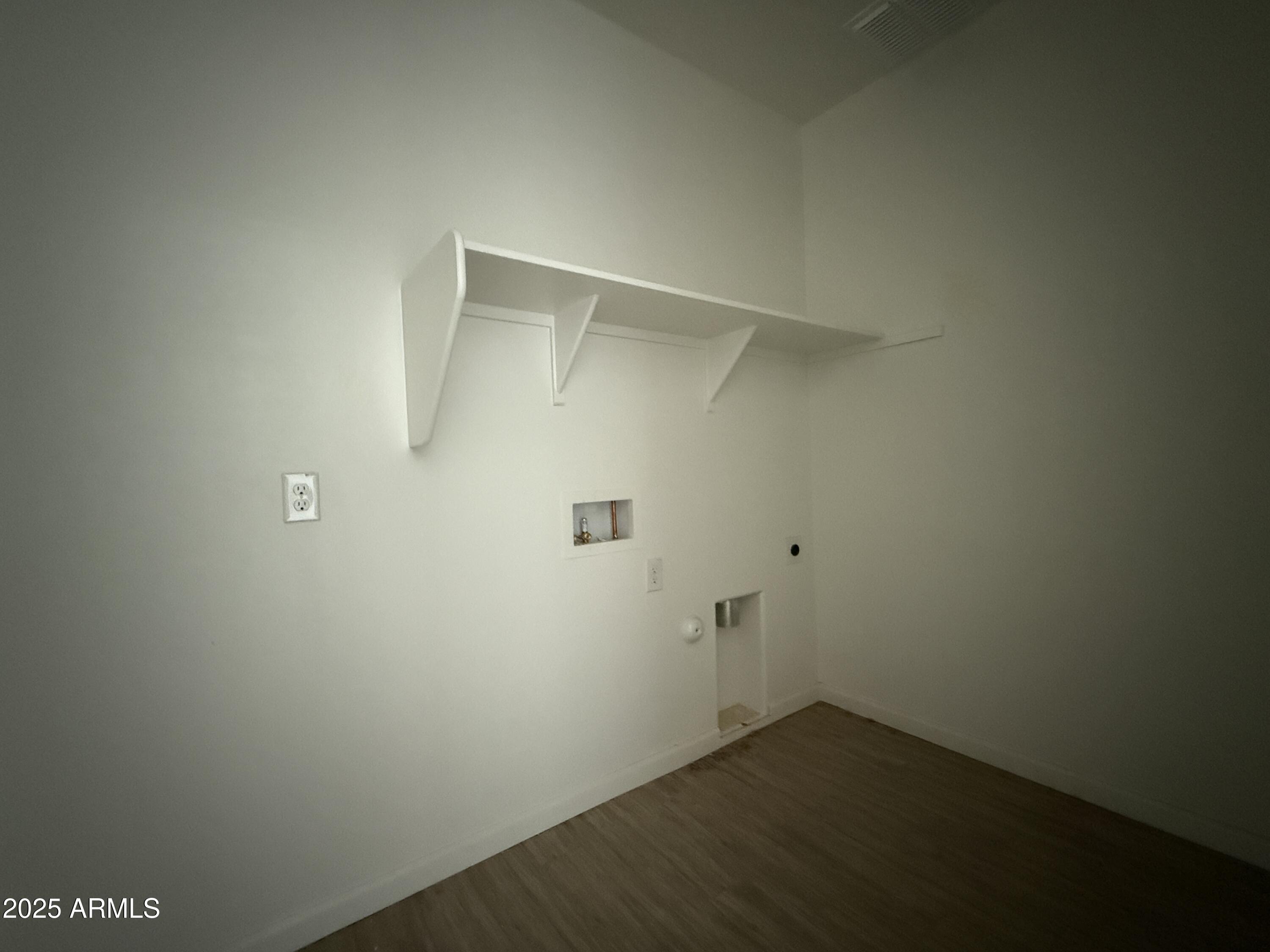 9539 W PARKWAY Drive