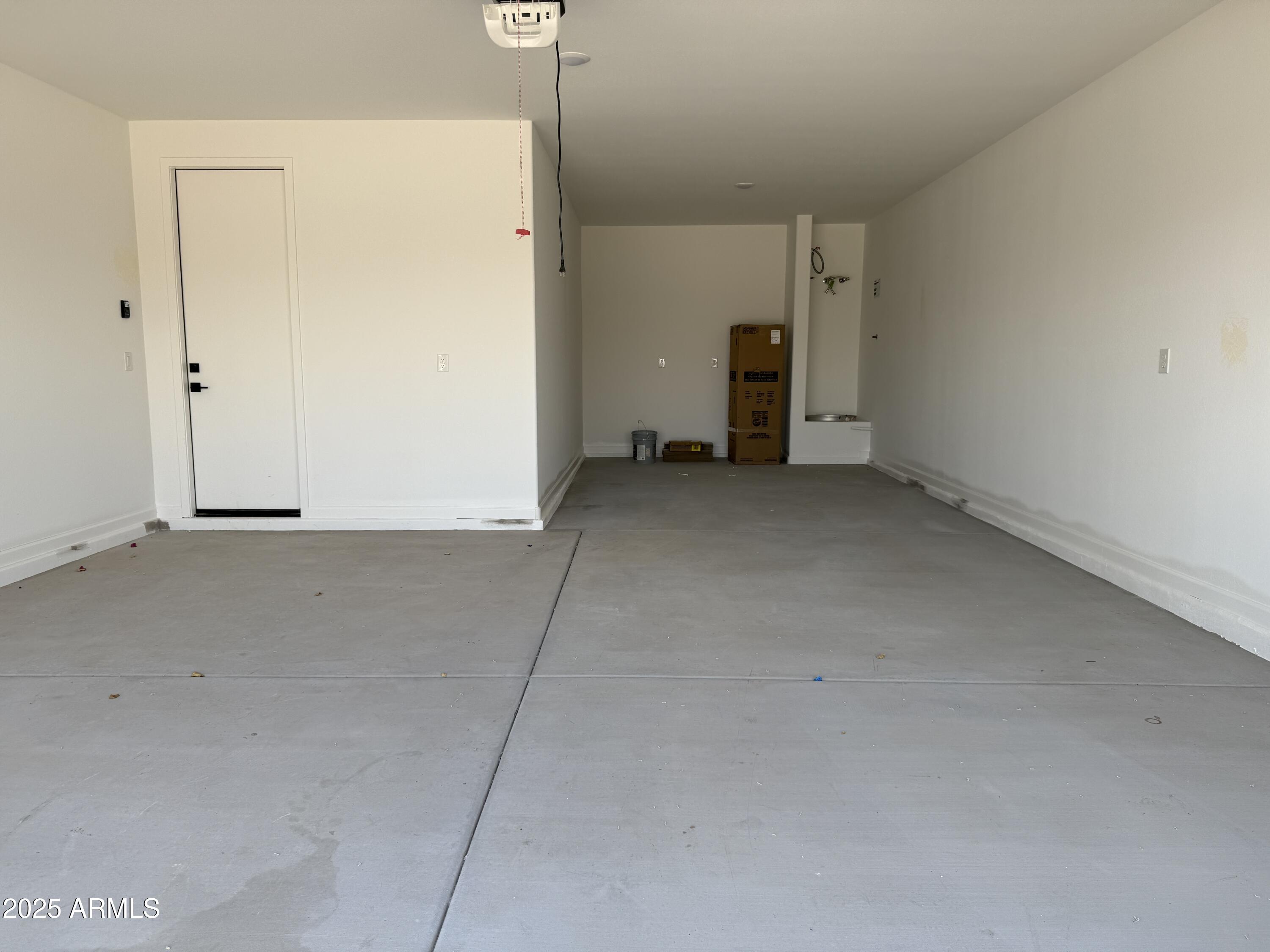 9539 W PARKWAY Drive