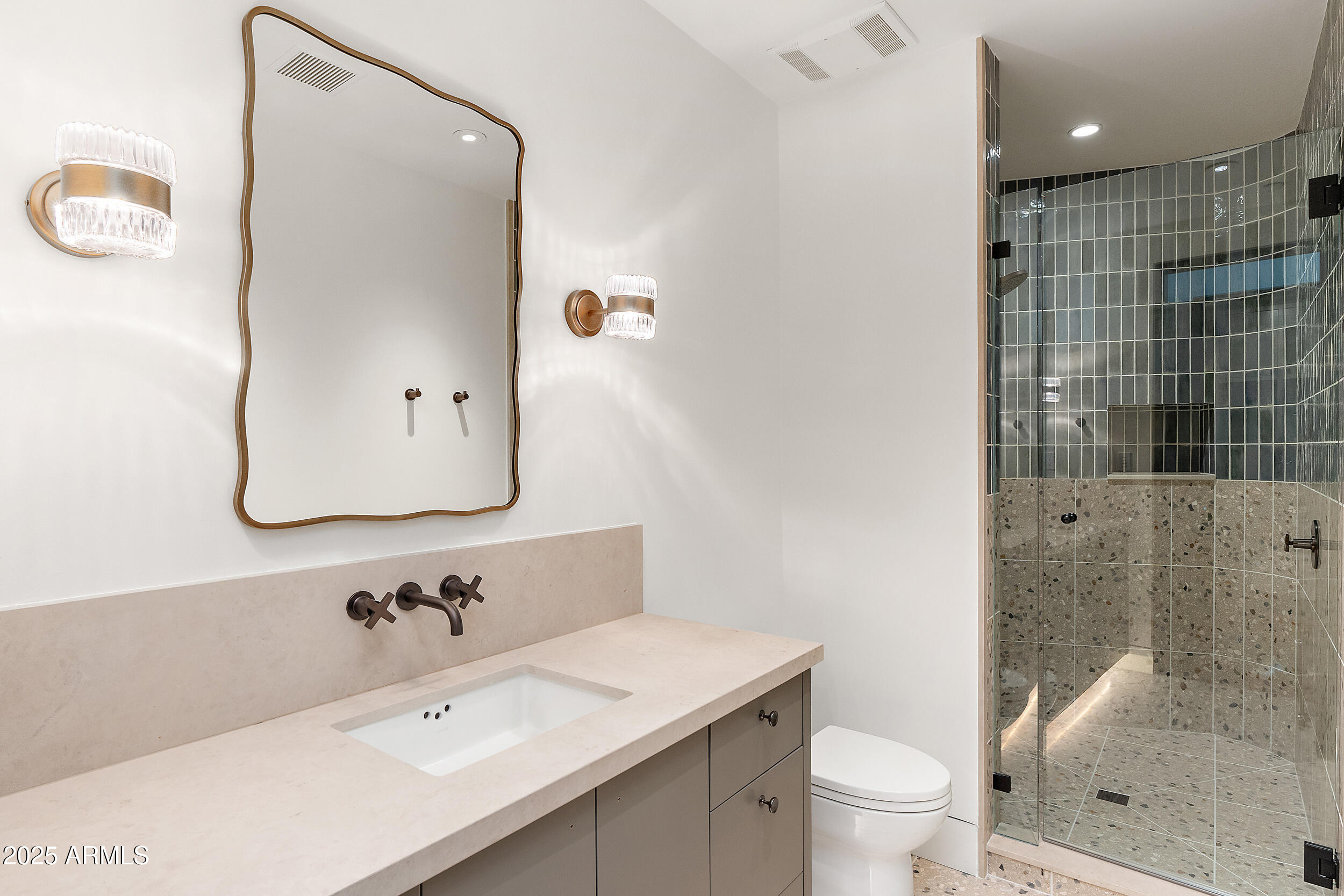 4536 E FOOTHILL Drive