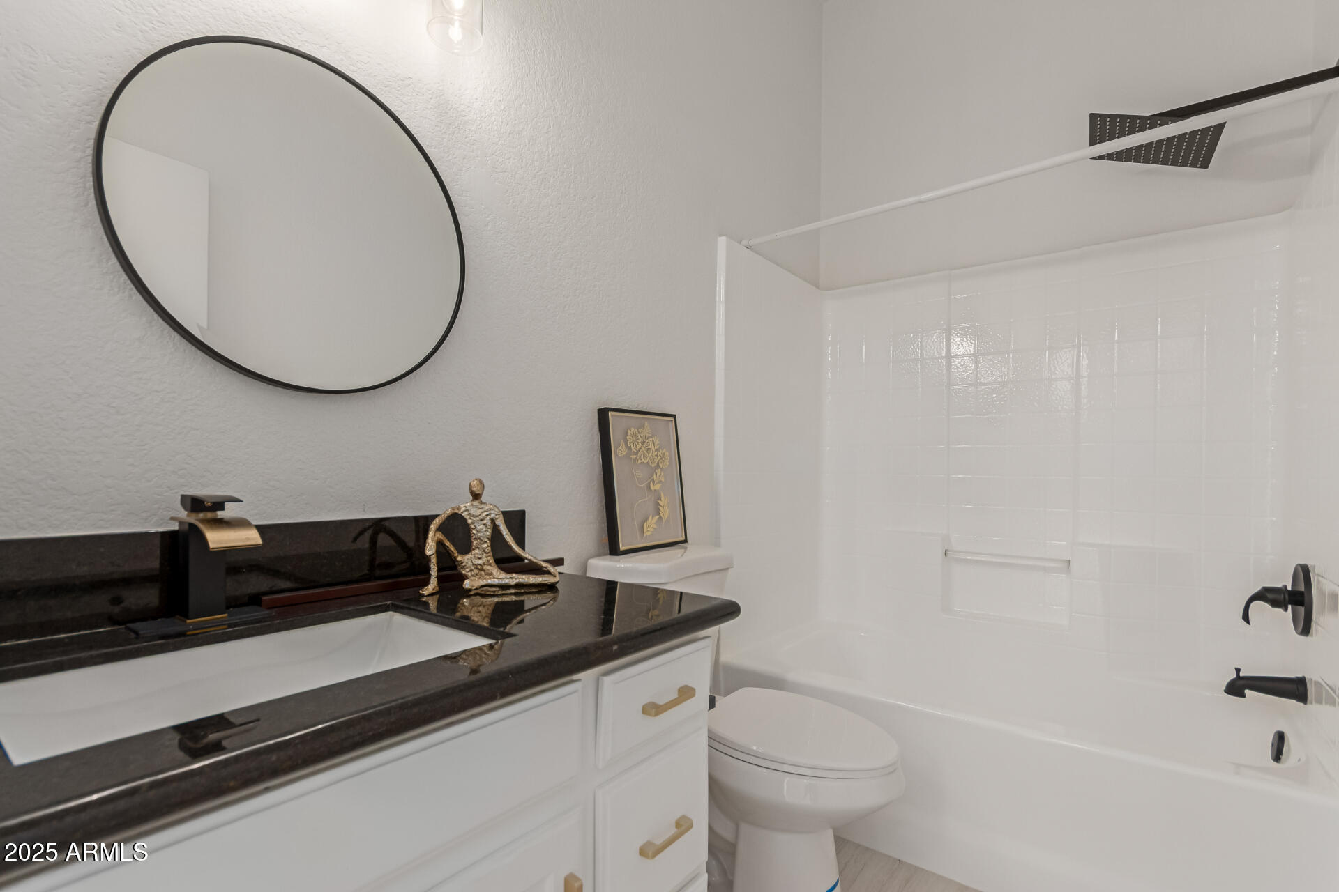 7006 E Jensen Street, 40