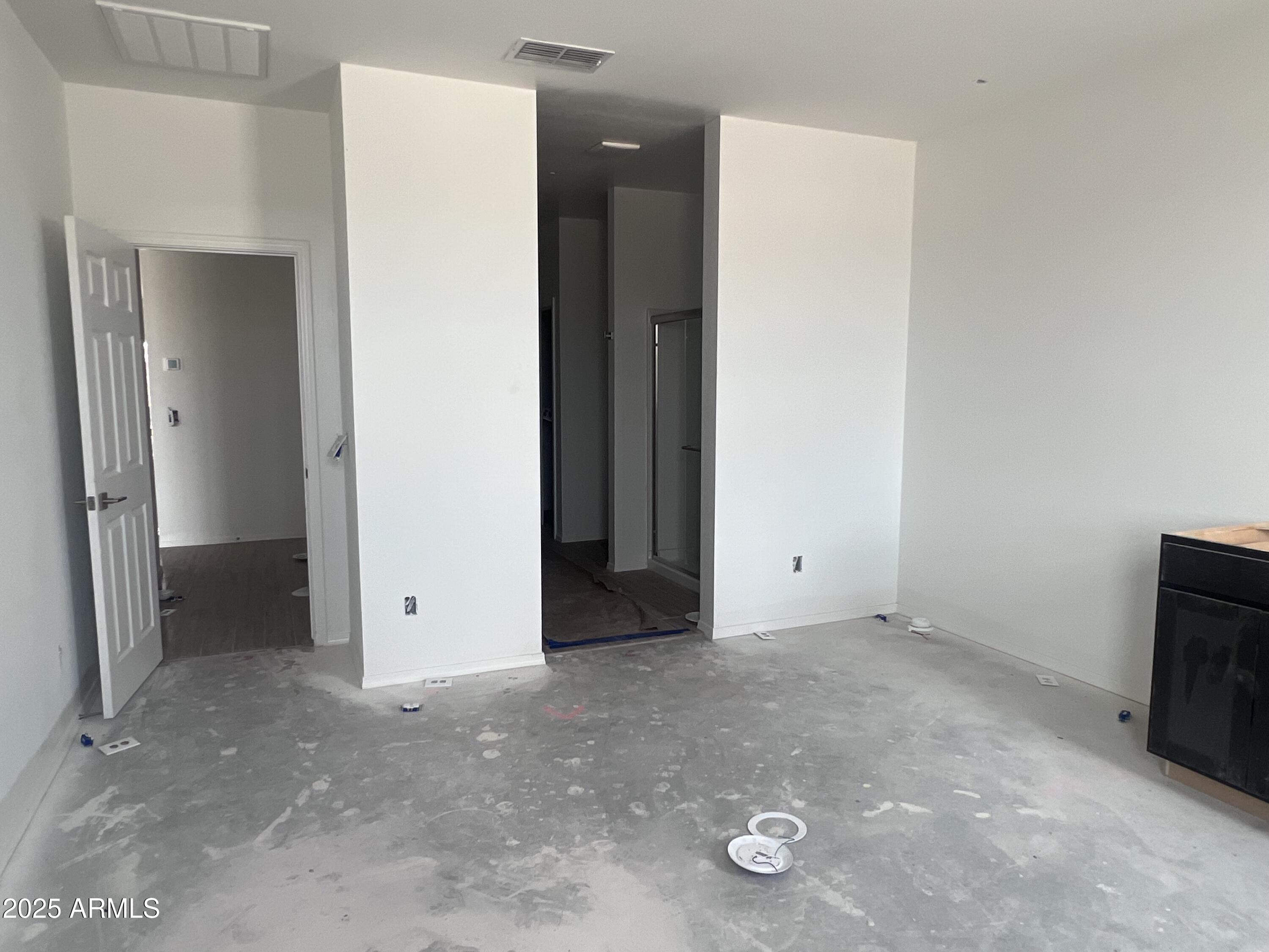 24113 W BOWKER Street