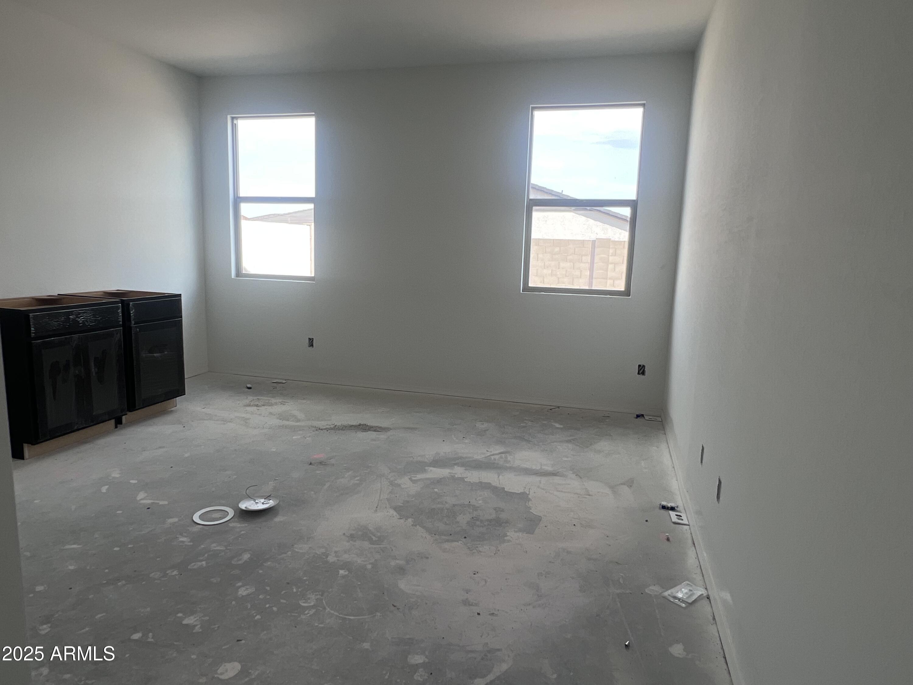 24113 W BOWKER Street