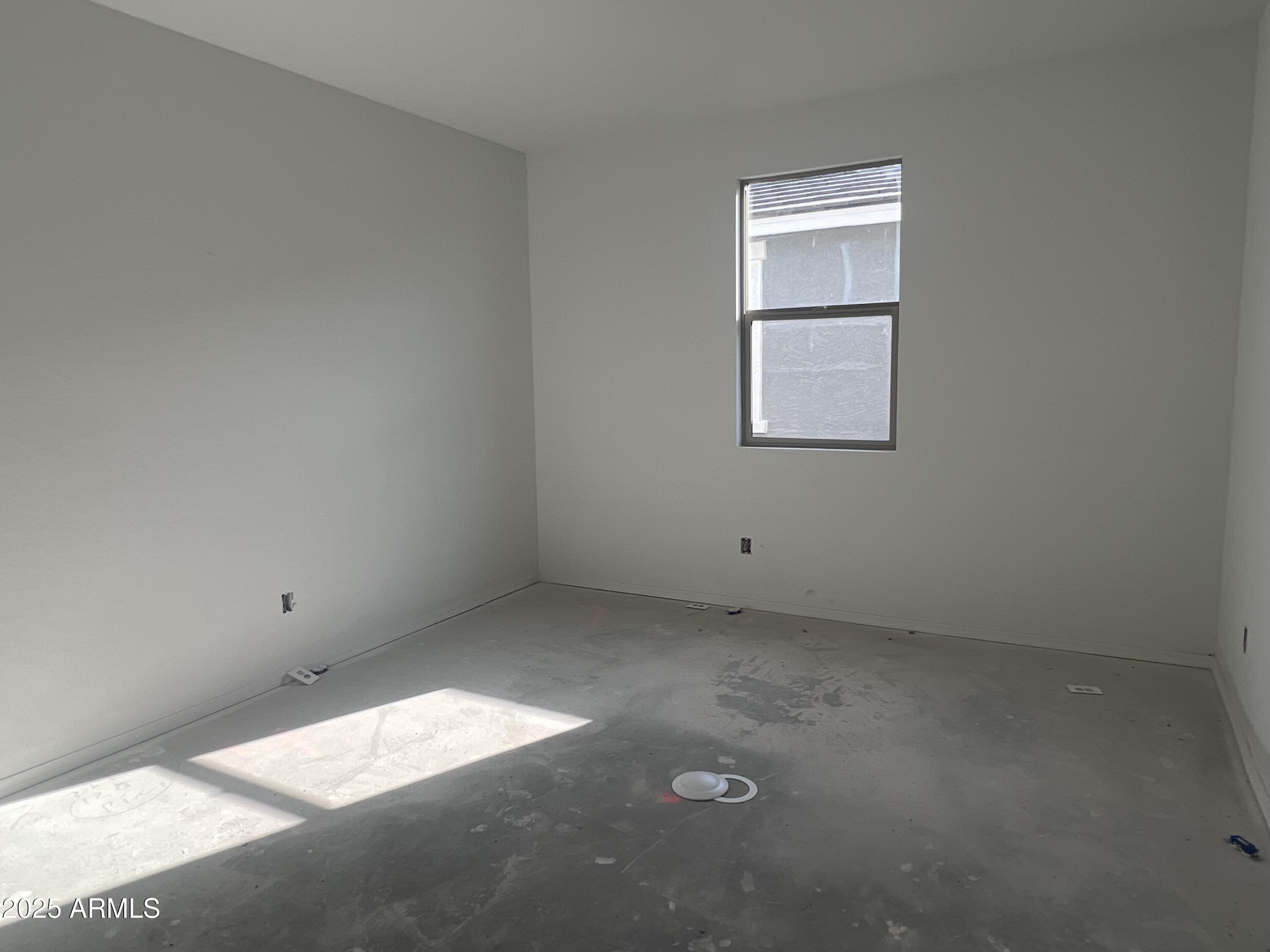 24113 W BOWKER Street