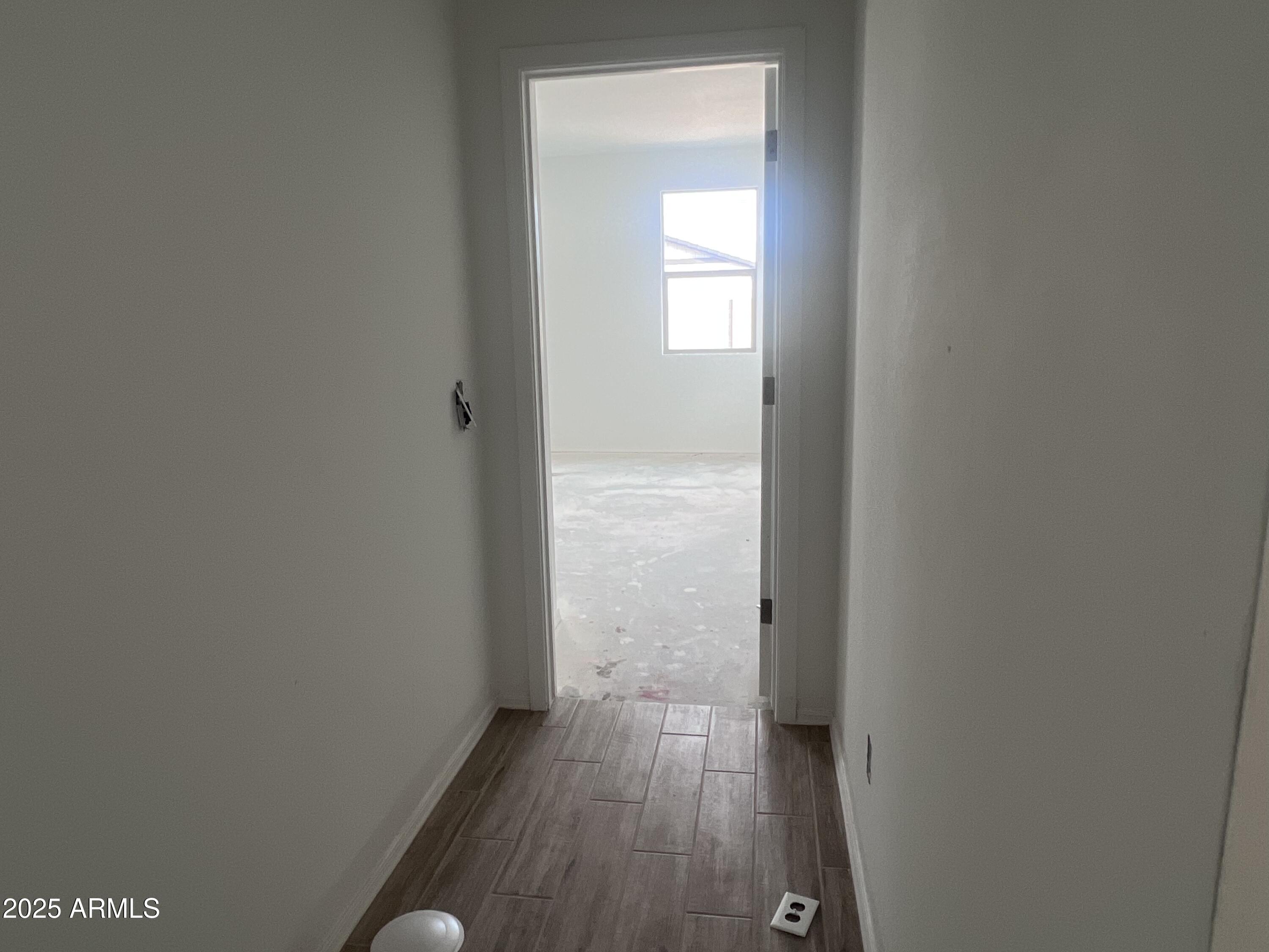 24113 W BOWKER Street