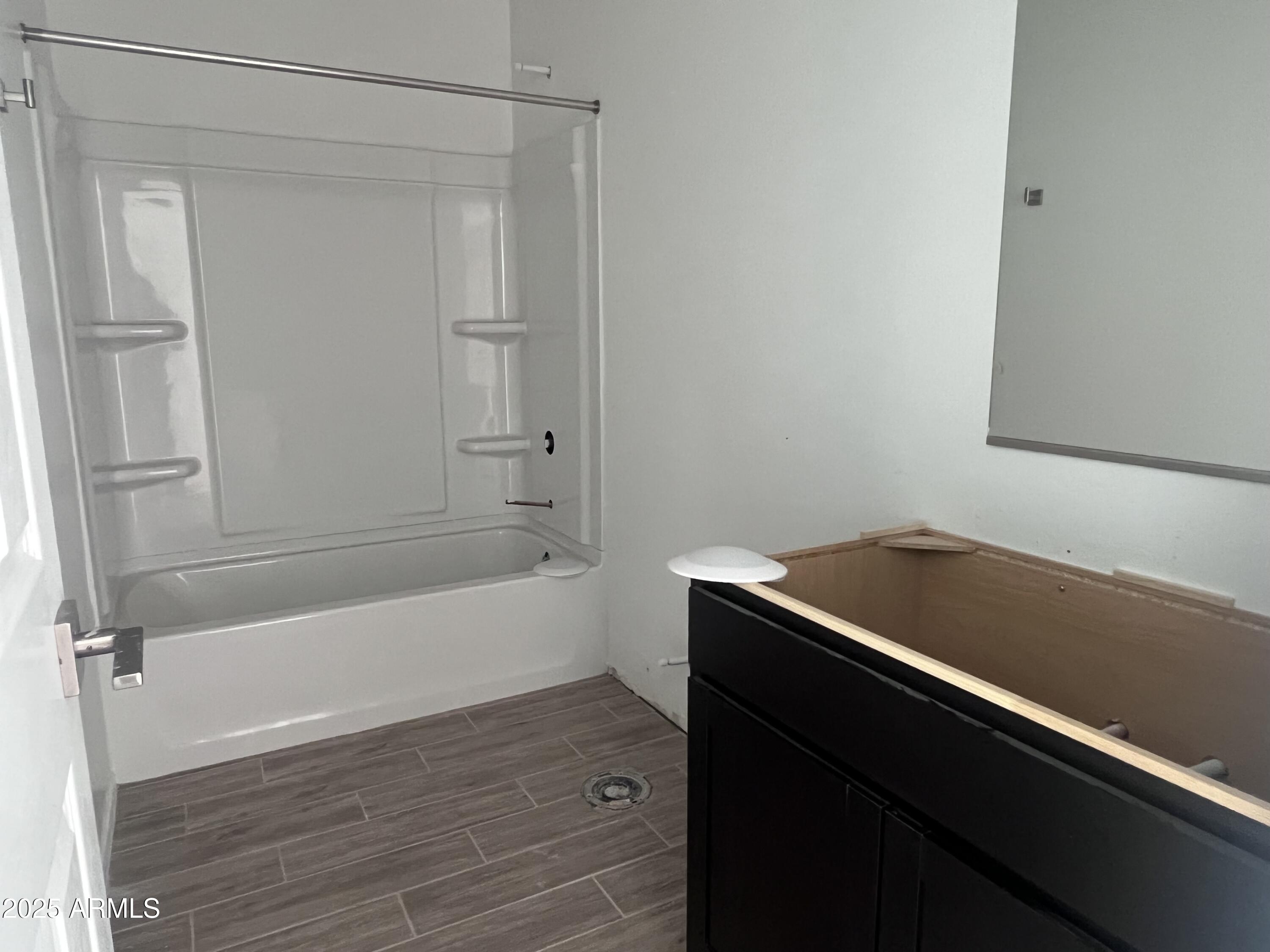 24113 W BOWKER Street