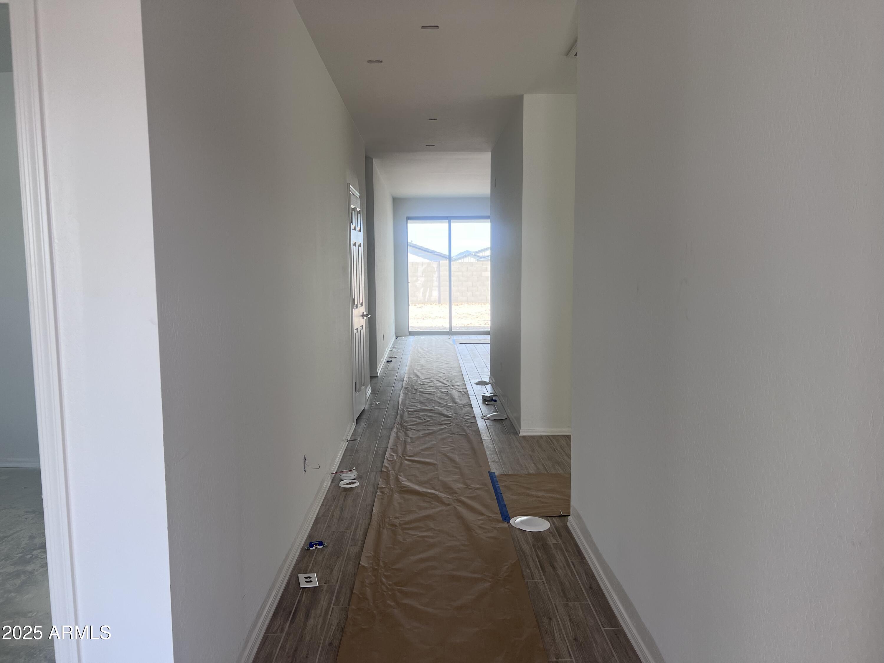 24113 W BOWKER Street