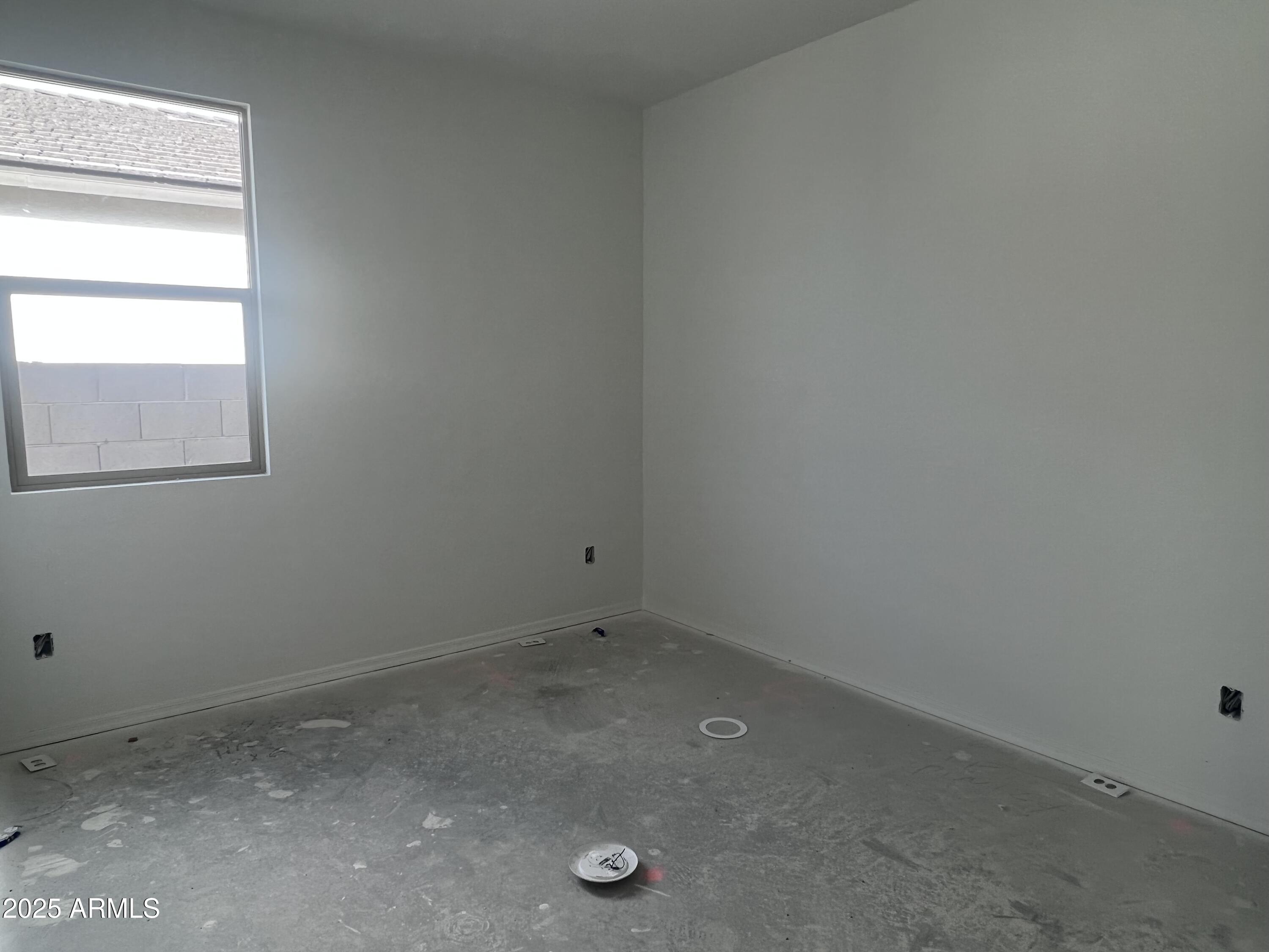 24113 W BOWKER Street