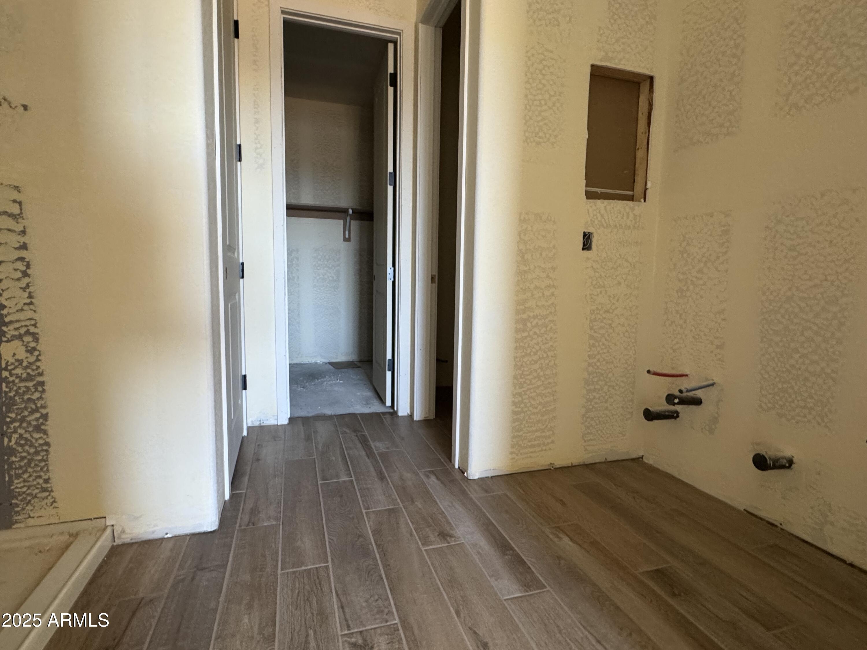 15792 W BERYL Avenue