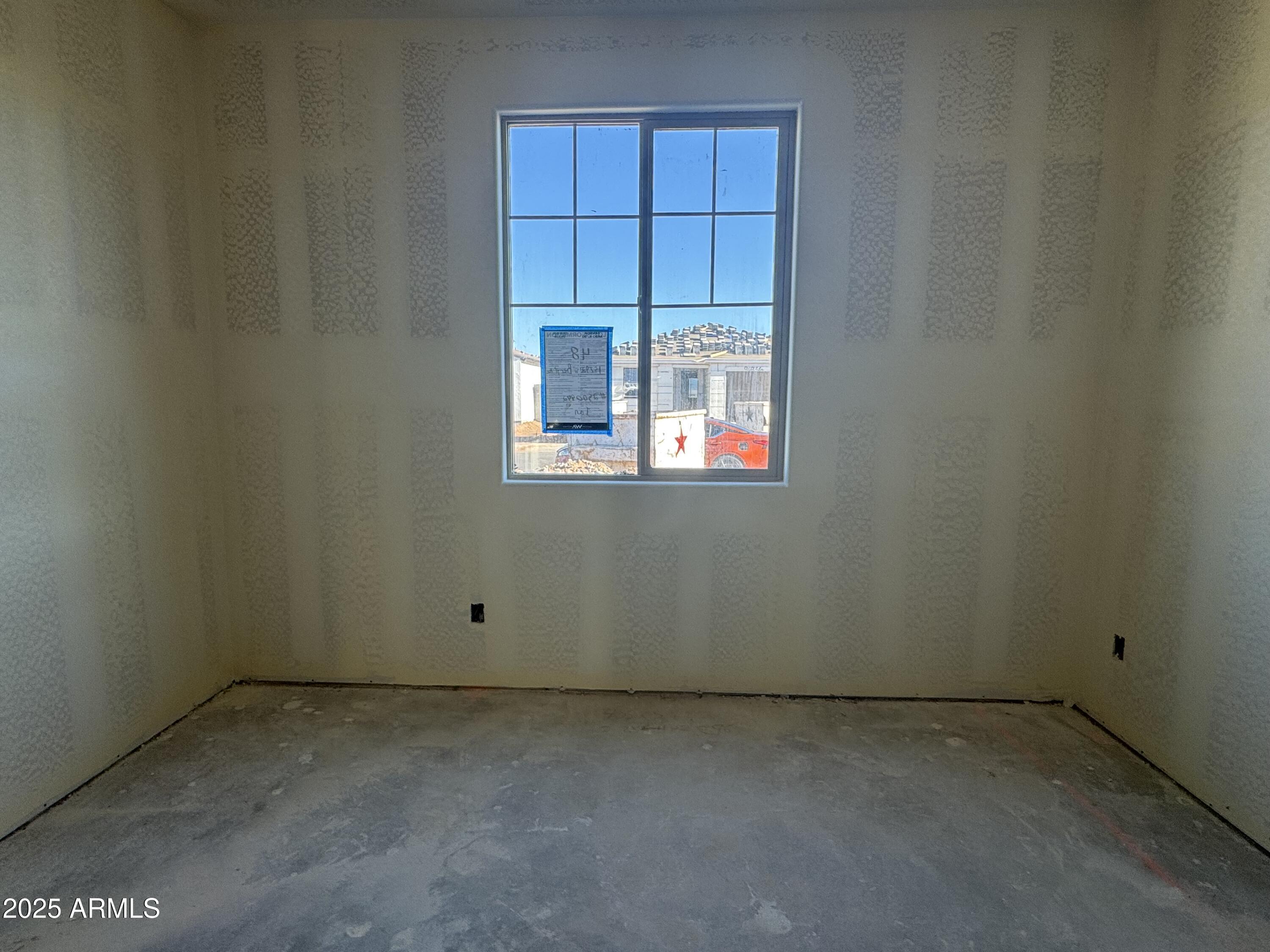 15792 W BERYL Avenue