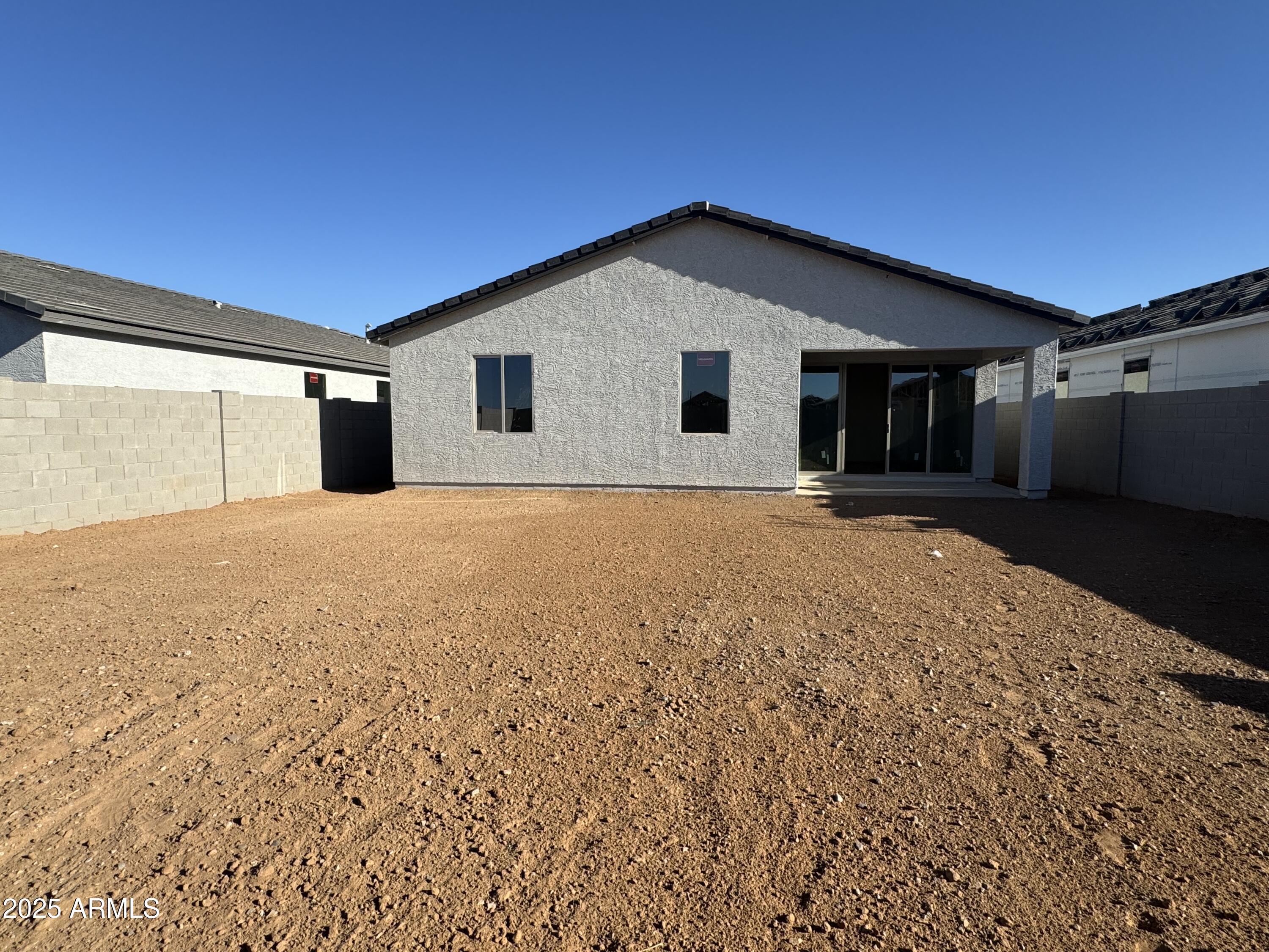 15792 W BERYL Avenue