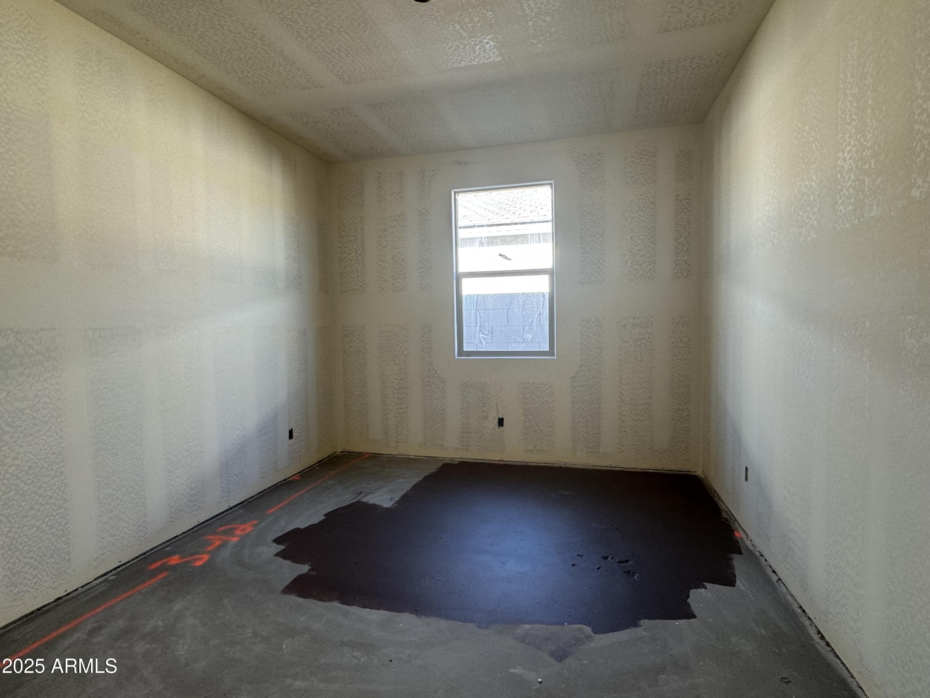 15792 W BERYL Avenue