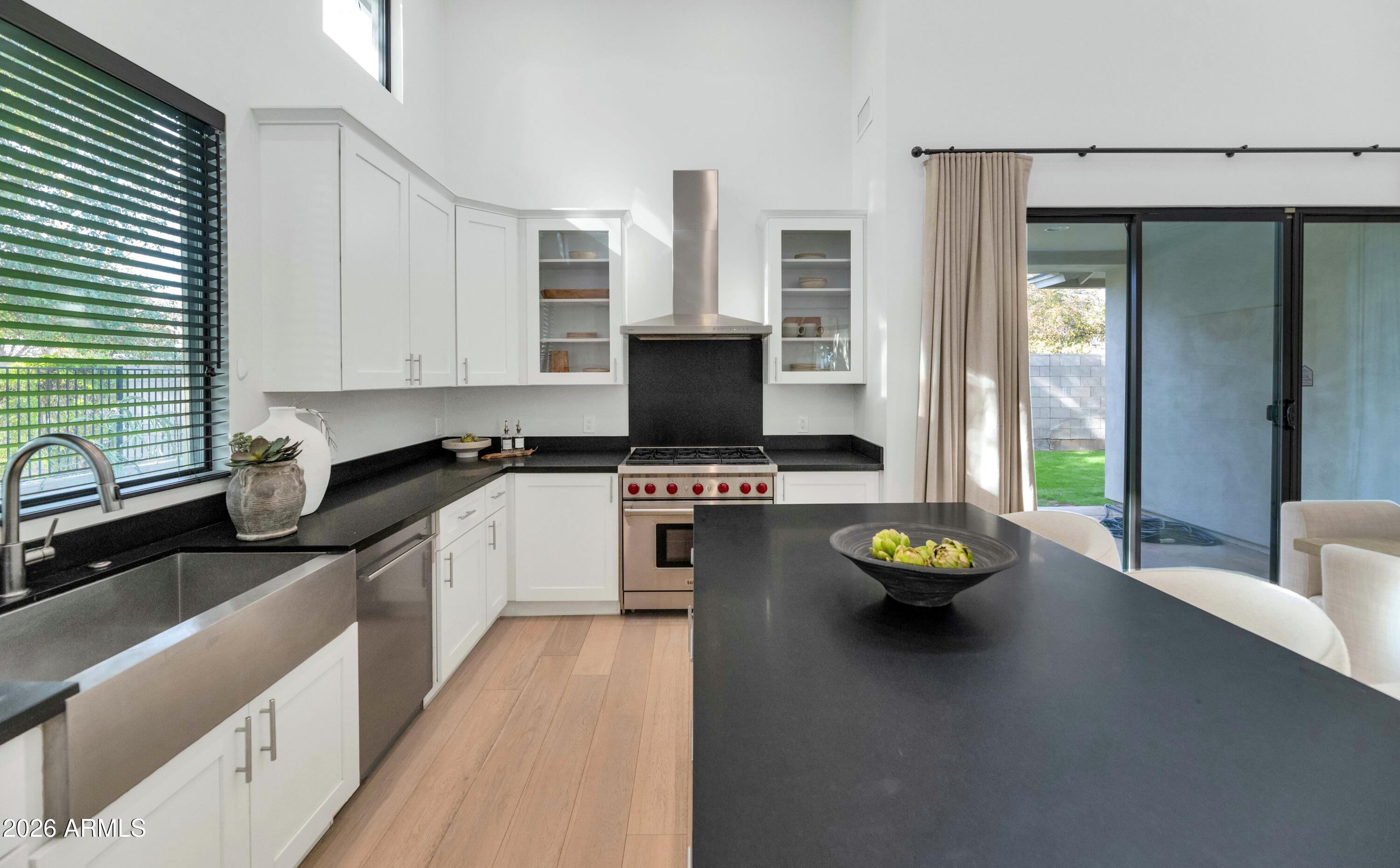 3720 N 40TH Place