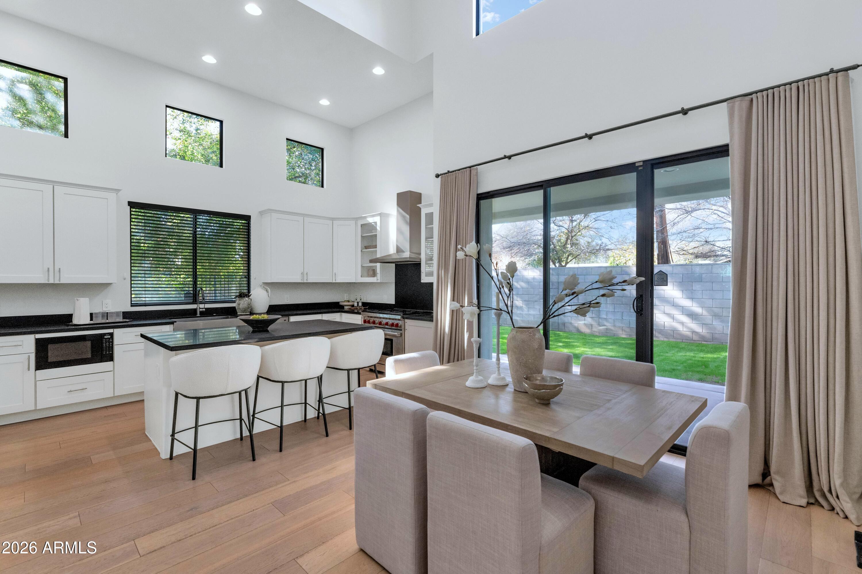 3720 N 40TH Place