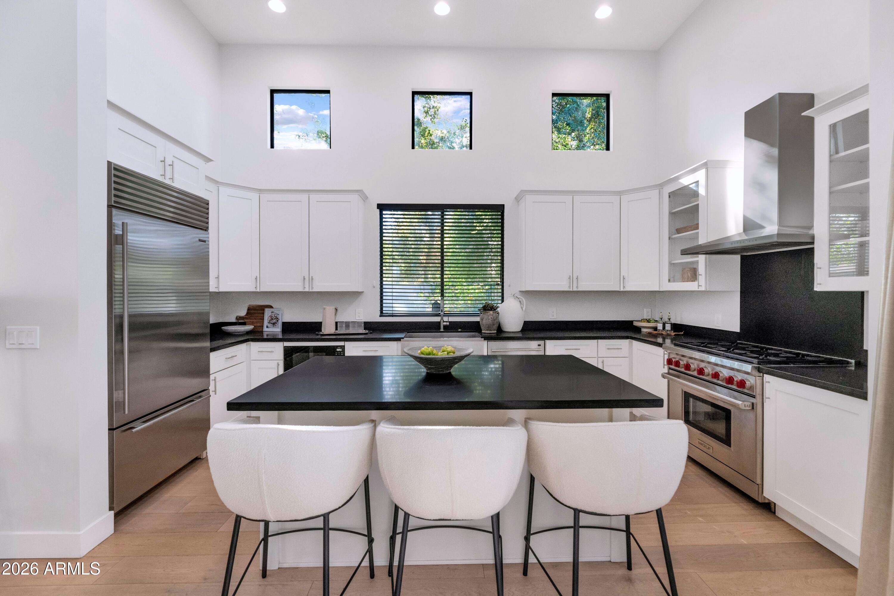3720 N 40TH Place