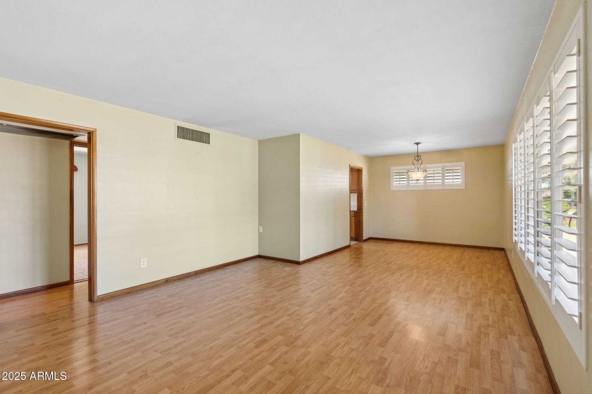 4219 E CATALINA Drive