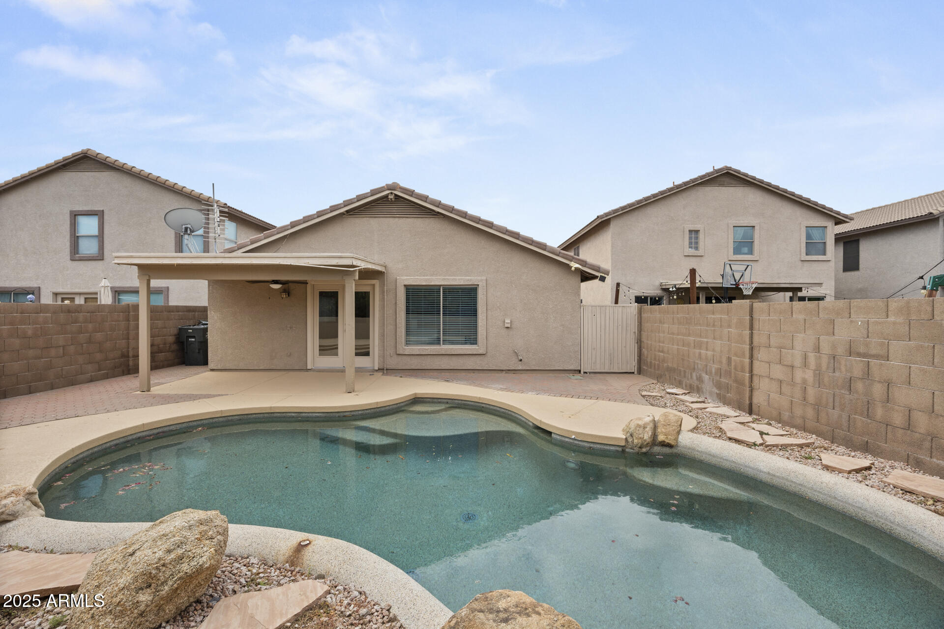 2152 E CASITAS DEL RIO Drive