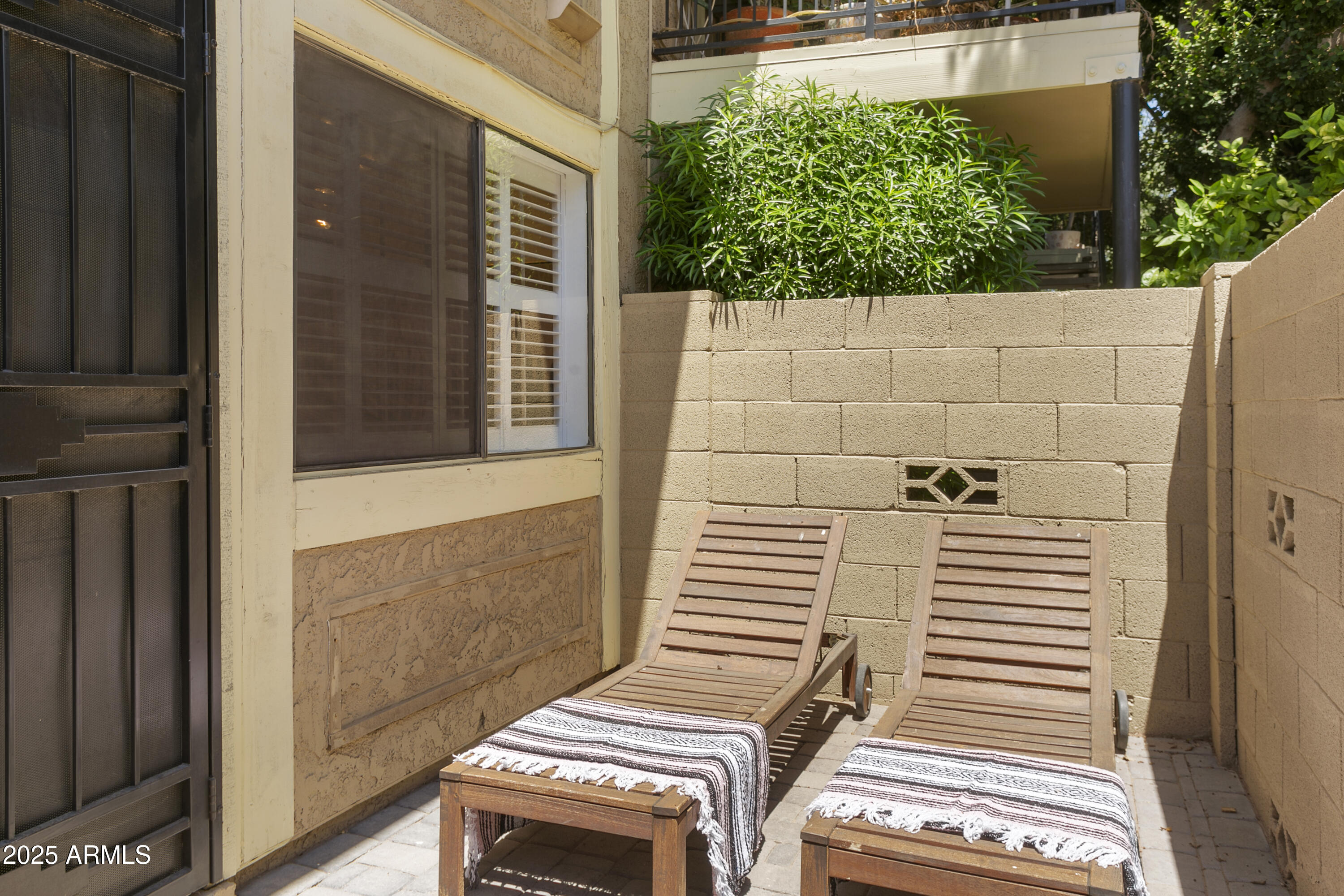 1253 N GRANITE REEF Road