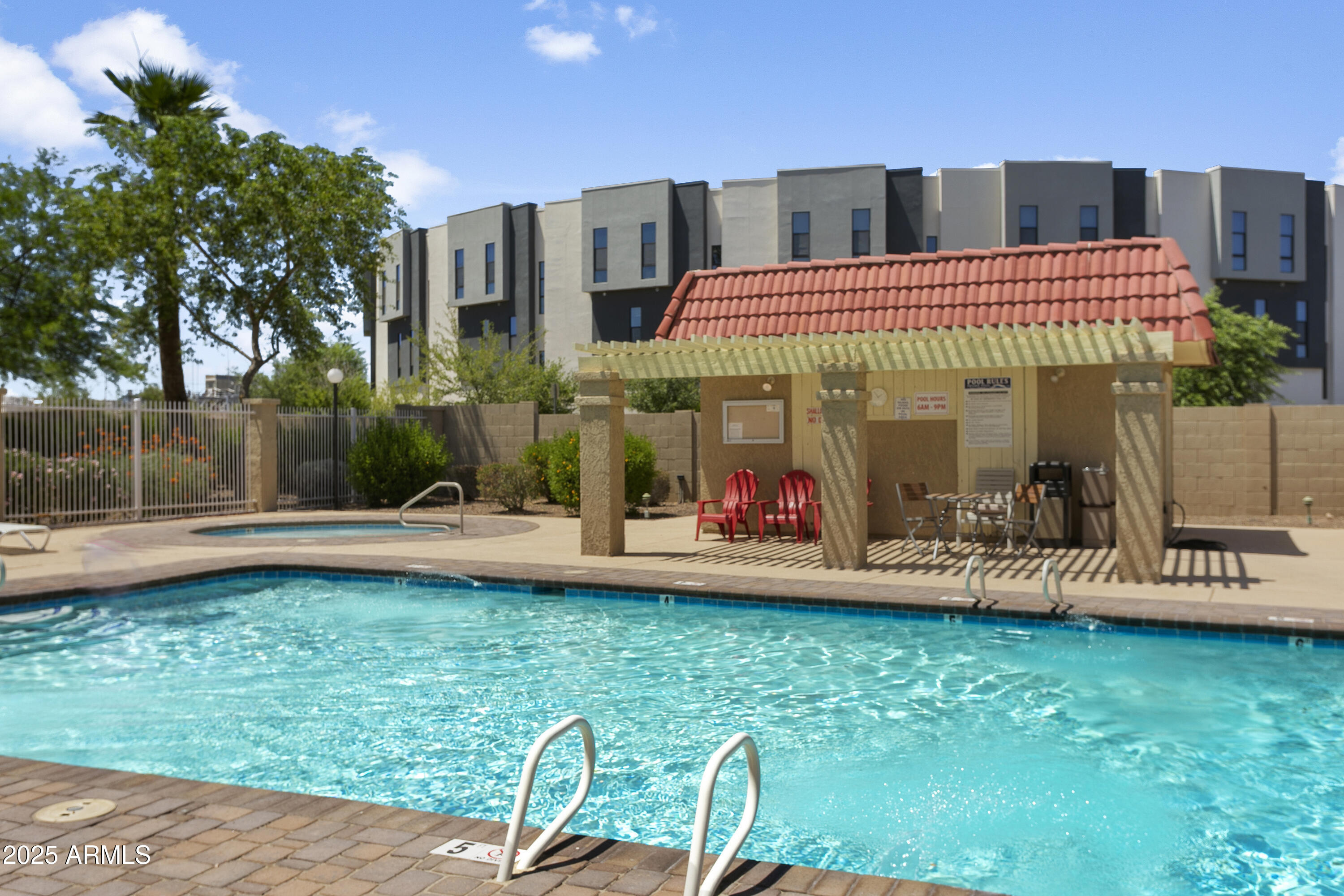 1253 N GRANITE REEF Road