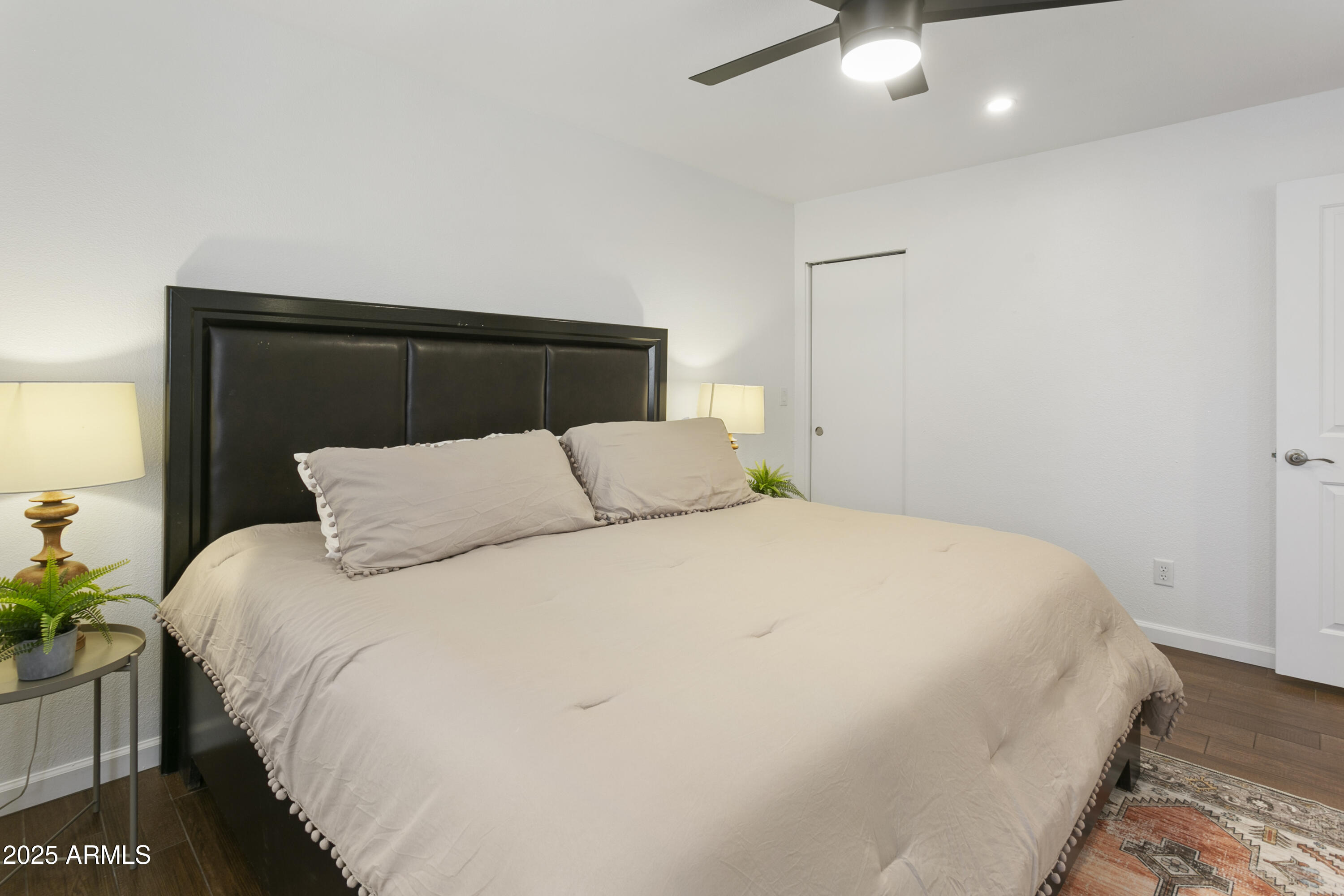 1253 N GRANITE REEF Road