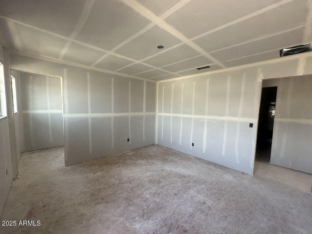 2325 E HOMESTEADER Road