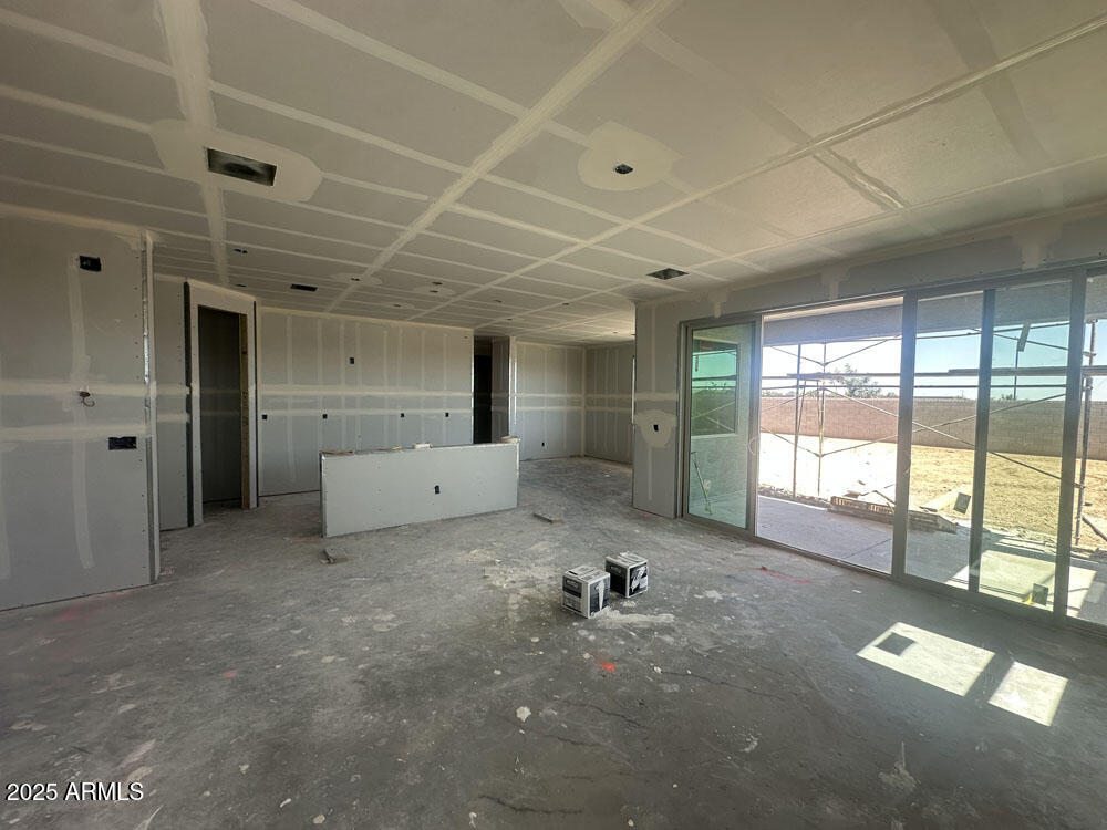 2325 E HOMESTEADER Road