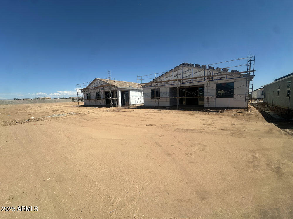 2382 E HOMESTEADER Road